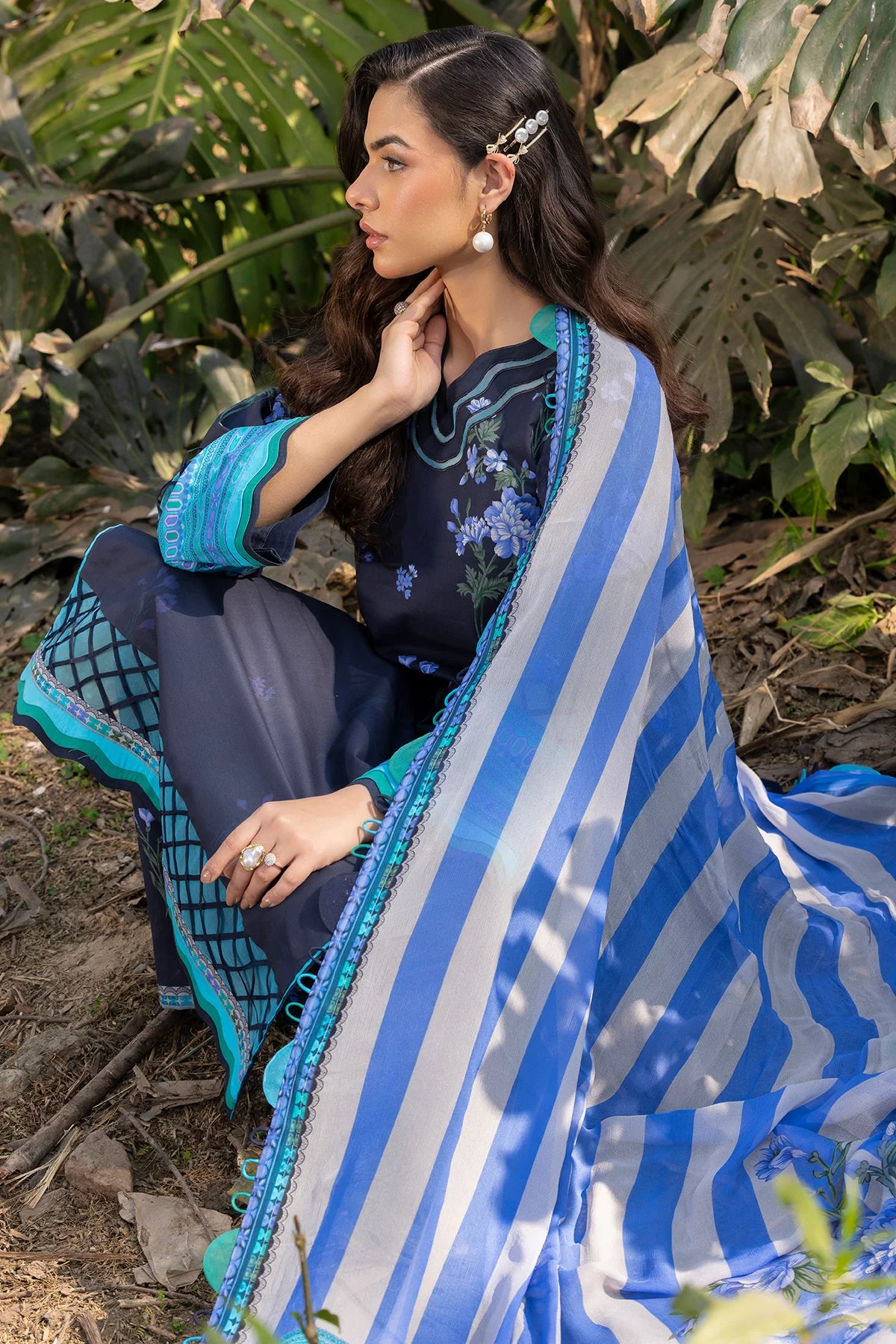 3-PC Unstitched Printed Lawn Collection - Image 5