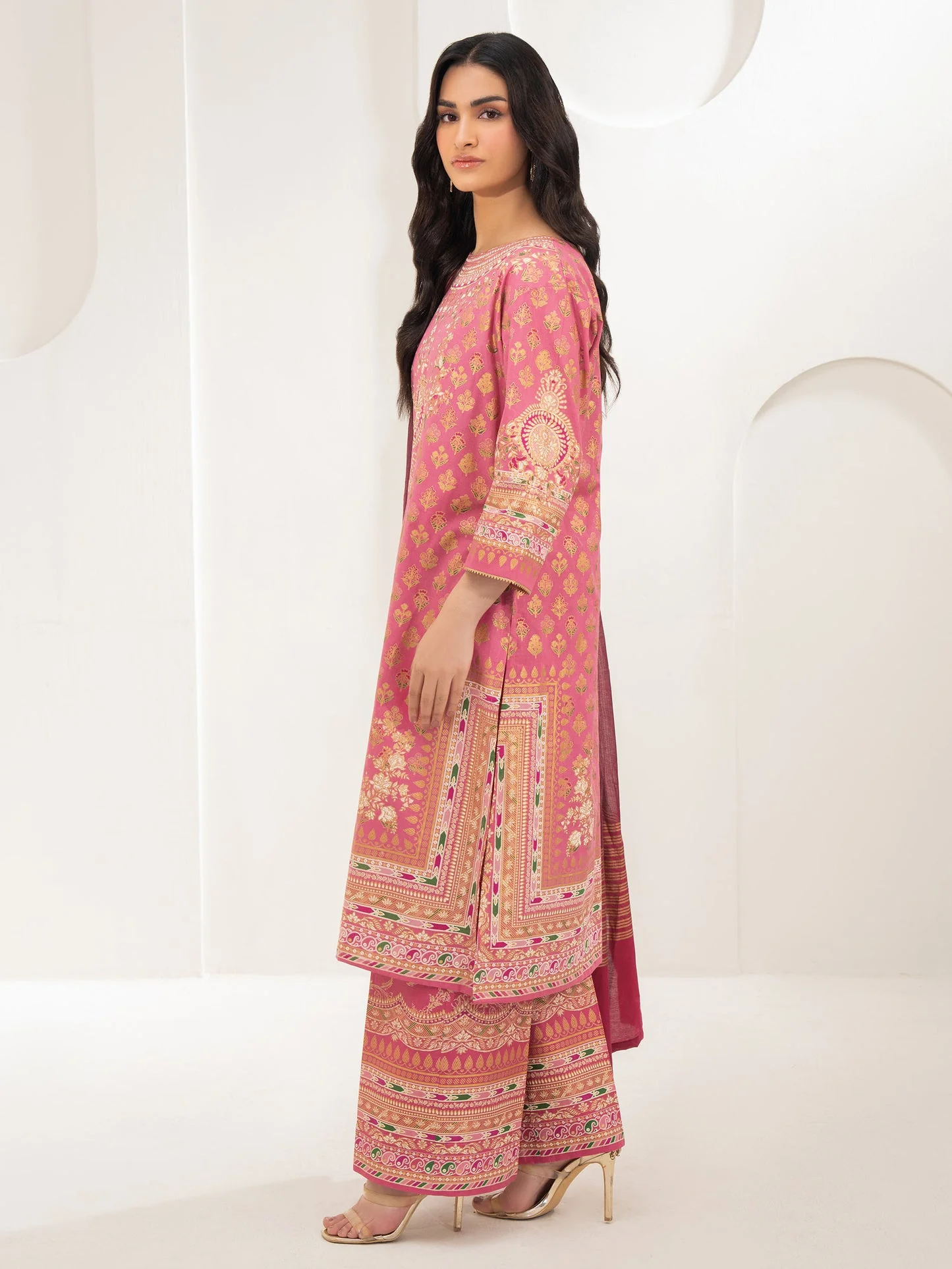 3 Piece Lawn Suit-Paste Print (Unstitched) - Image 3