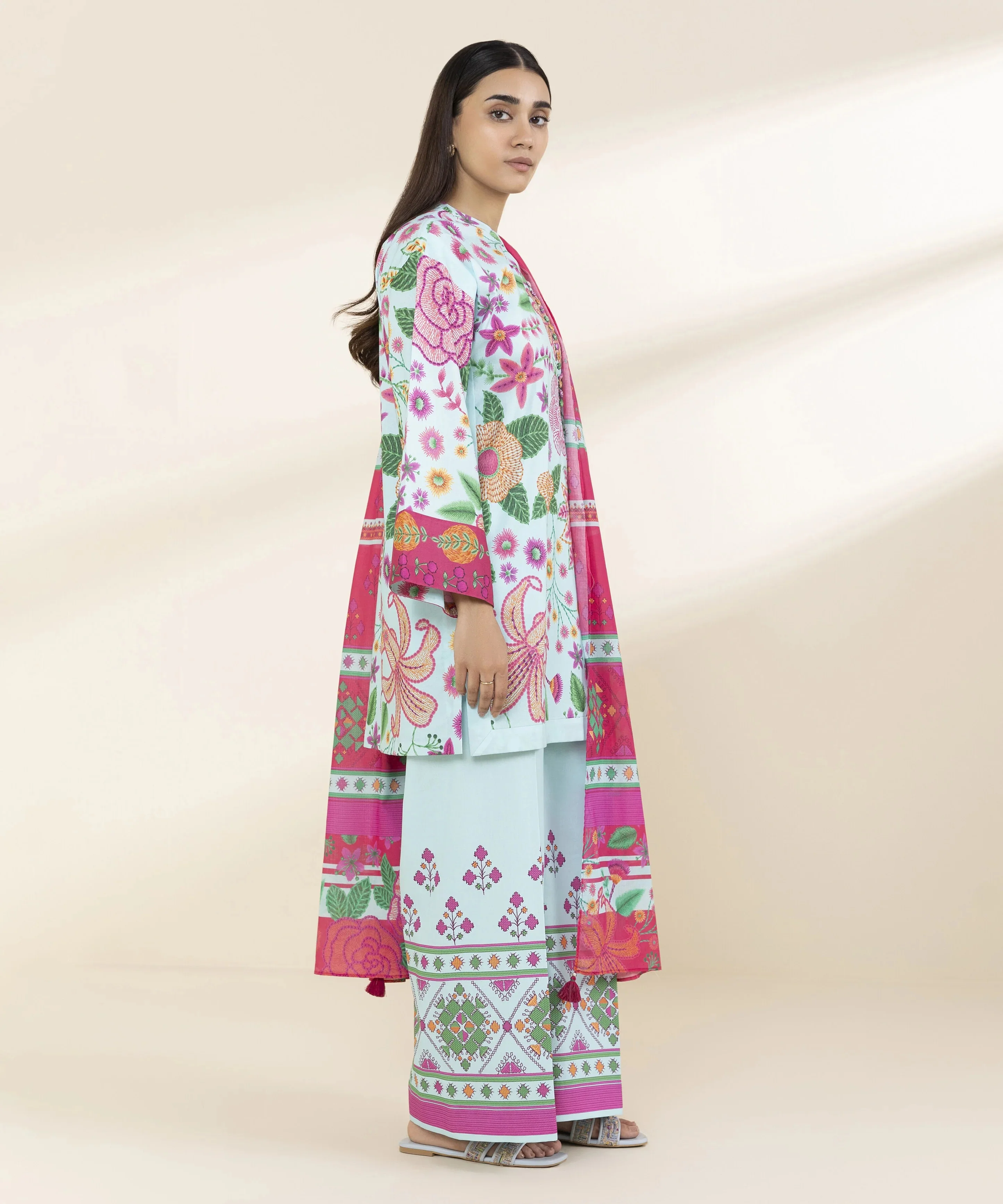Printed Lawn Suit - Image 3