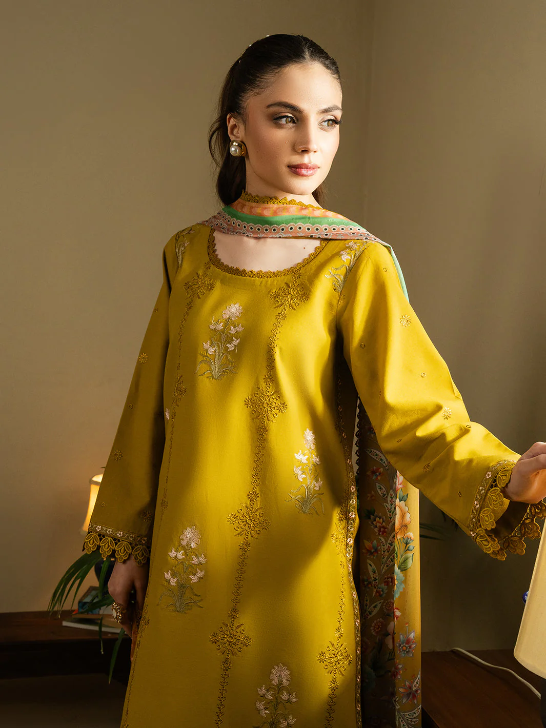 3Pc Unstitched Summer Lawn - Image 3