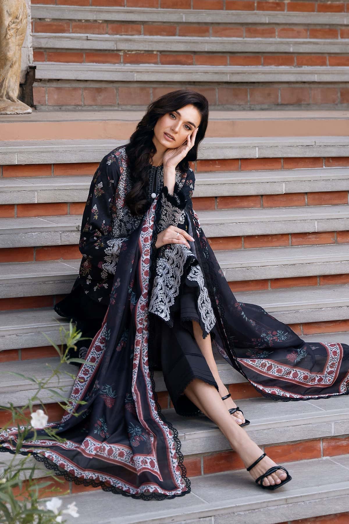 Afrozeh Damask Lawn - Image 5