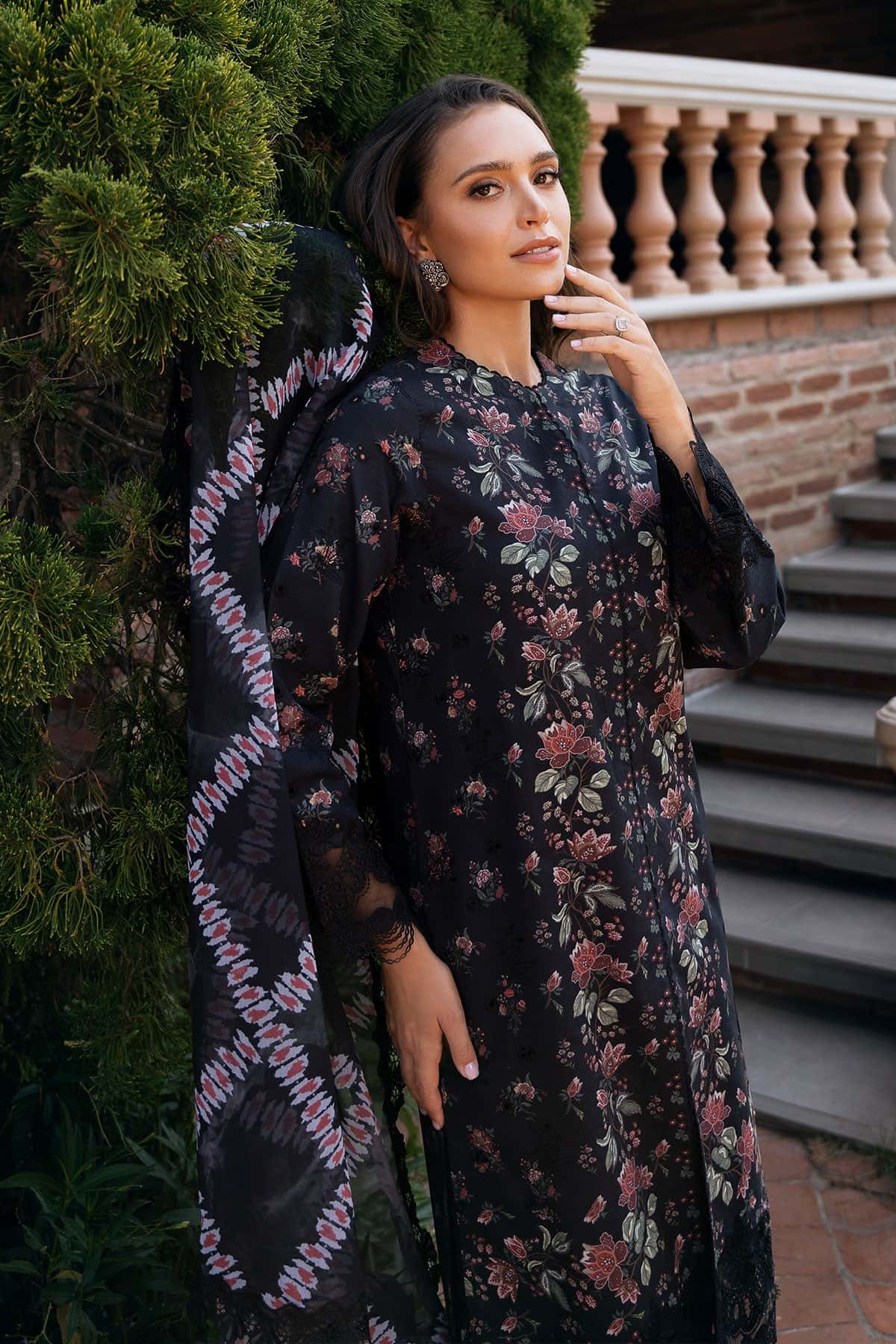 Afrozeh Damask Lawn - Image 4