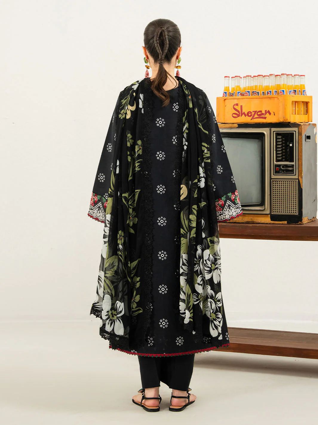 Anaya Lawn 3 PC - Image 2