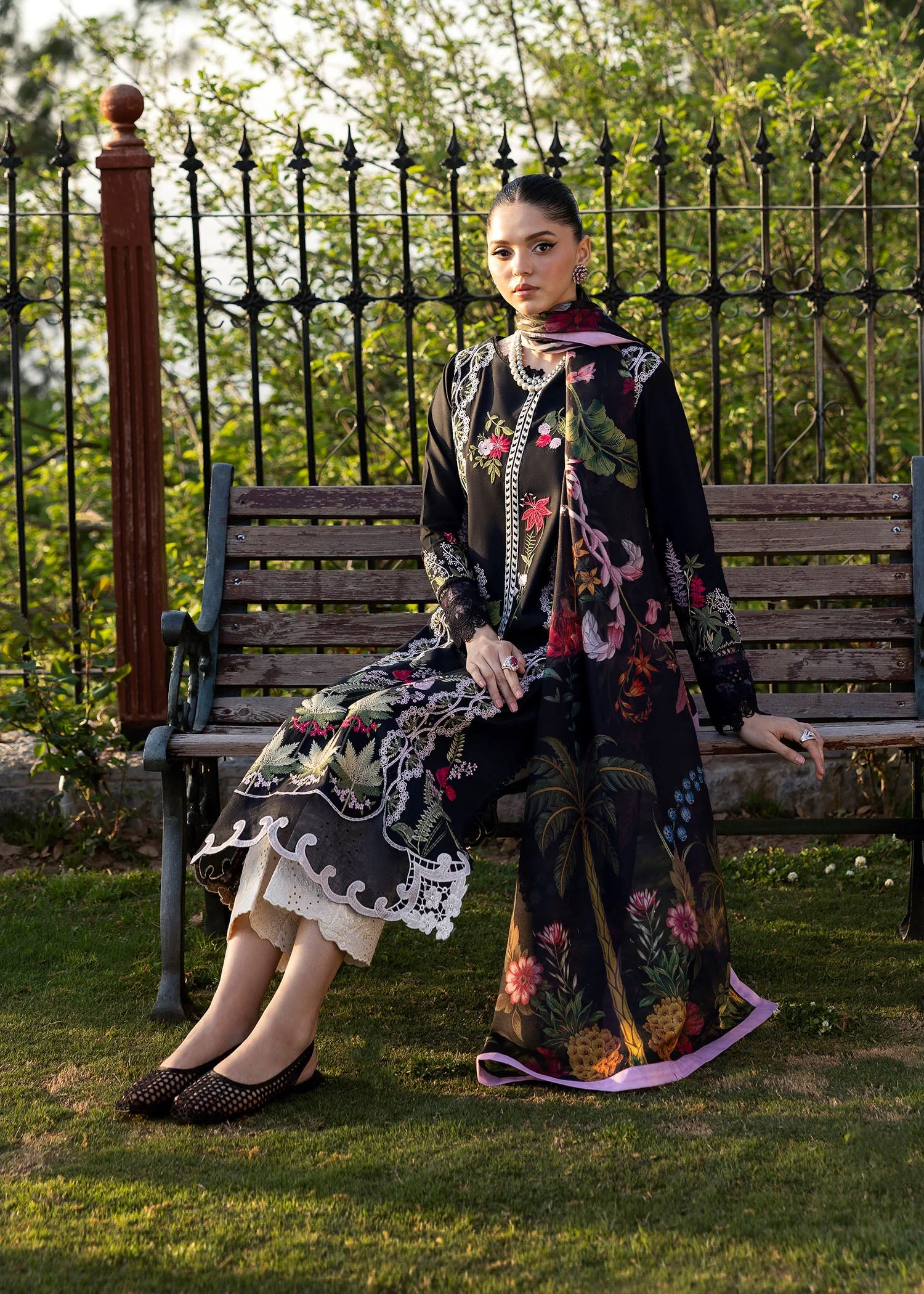 Bloom Unstitched Lawn - Image 4
