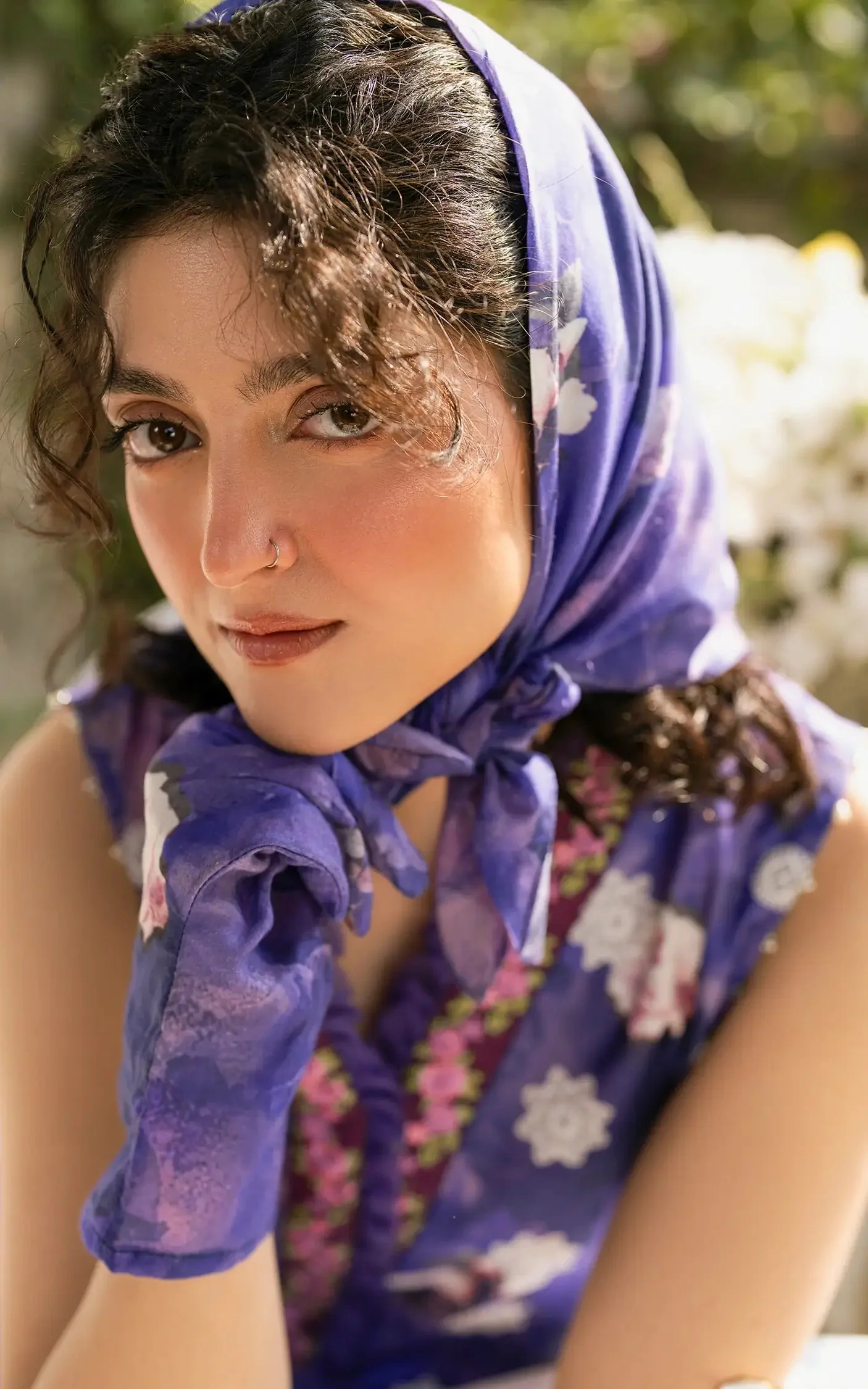 Chikankari digital printed lawn - Image 4