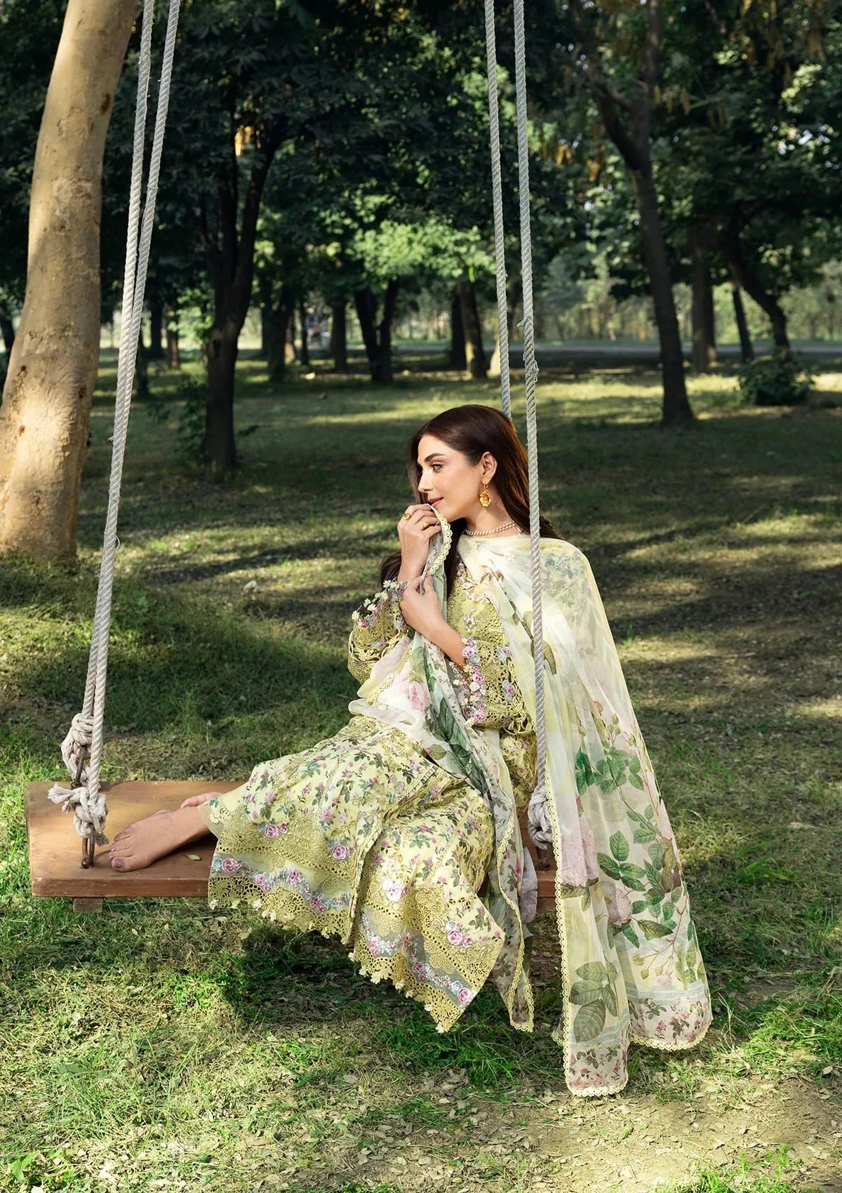 CHIKANKARI PRINTS WITH CHIFFON DUPATTA - Image 4