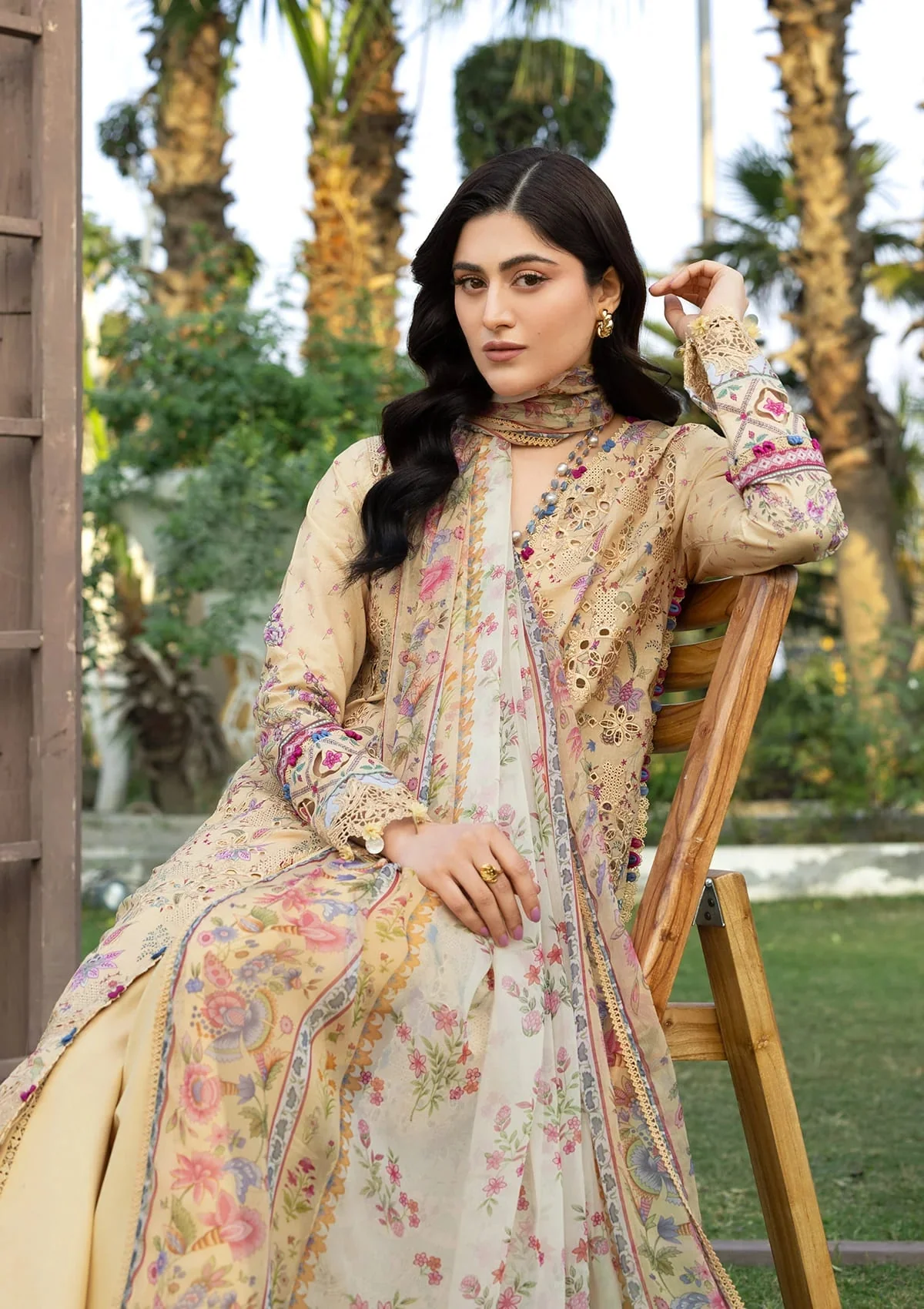 CHIKANKARI PRINTS WITH CHIFFON DUPATTA - Image 3