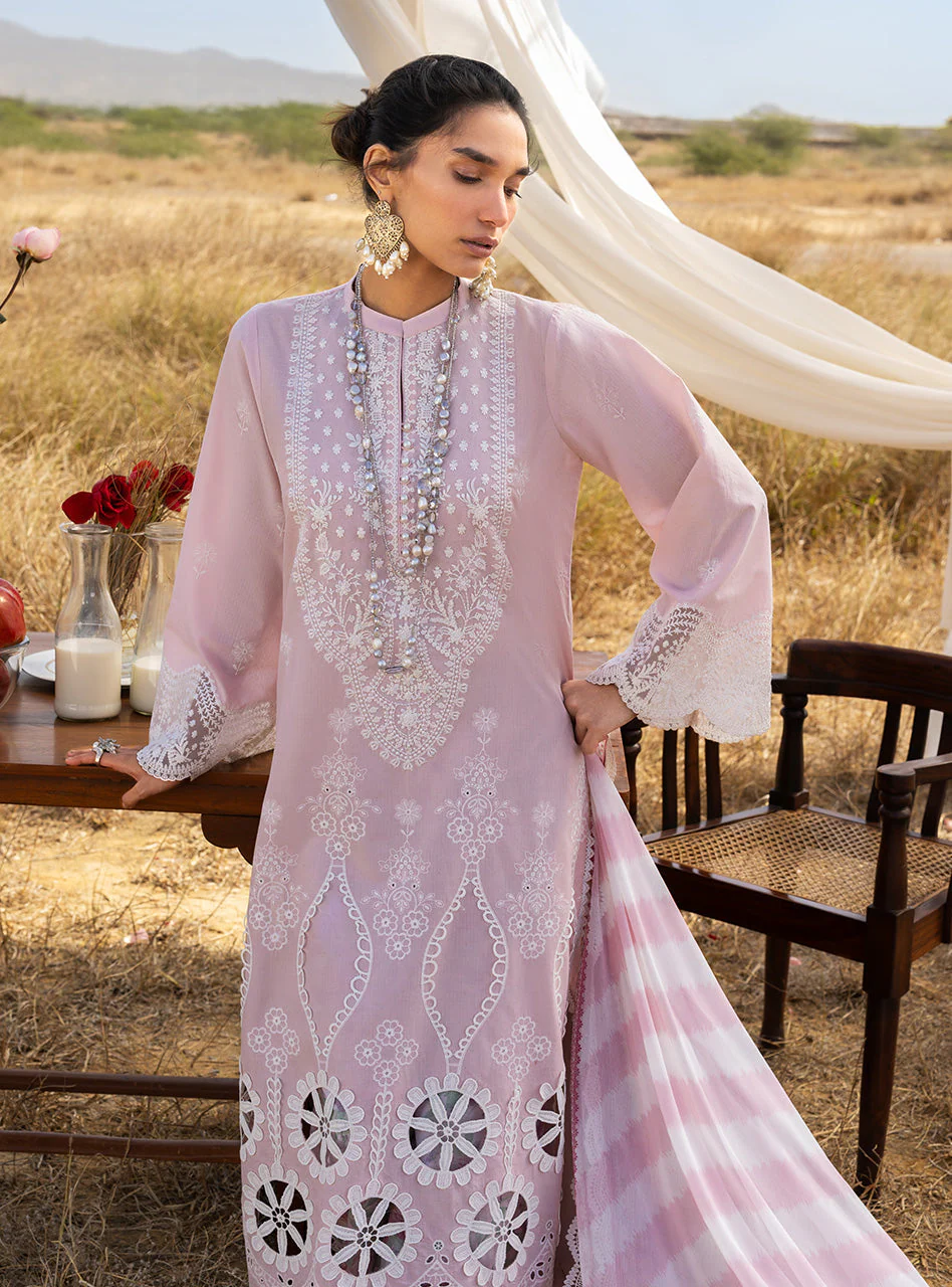 Spring Summer Collections - Image 6