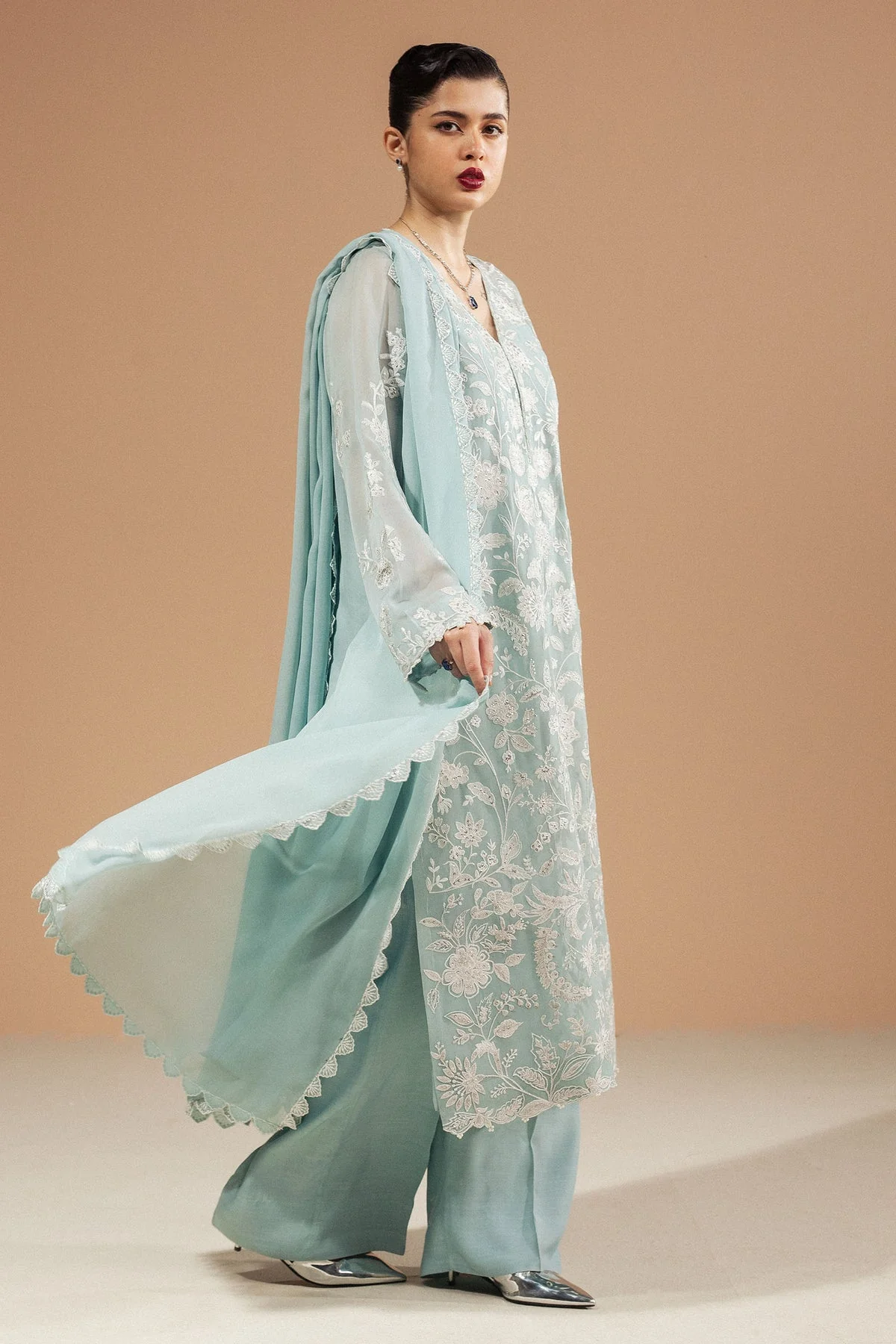ZARA SHAHJAHAN ( Pret ) - Image 4