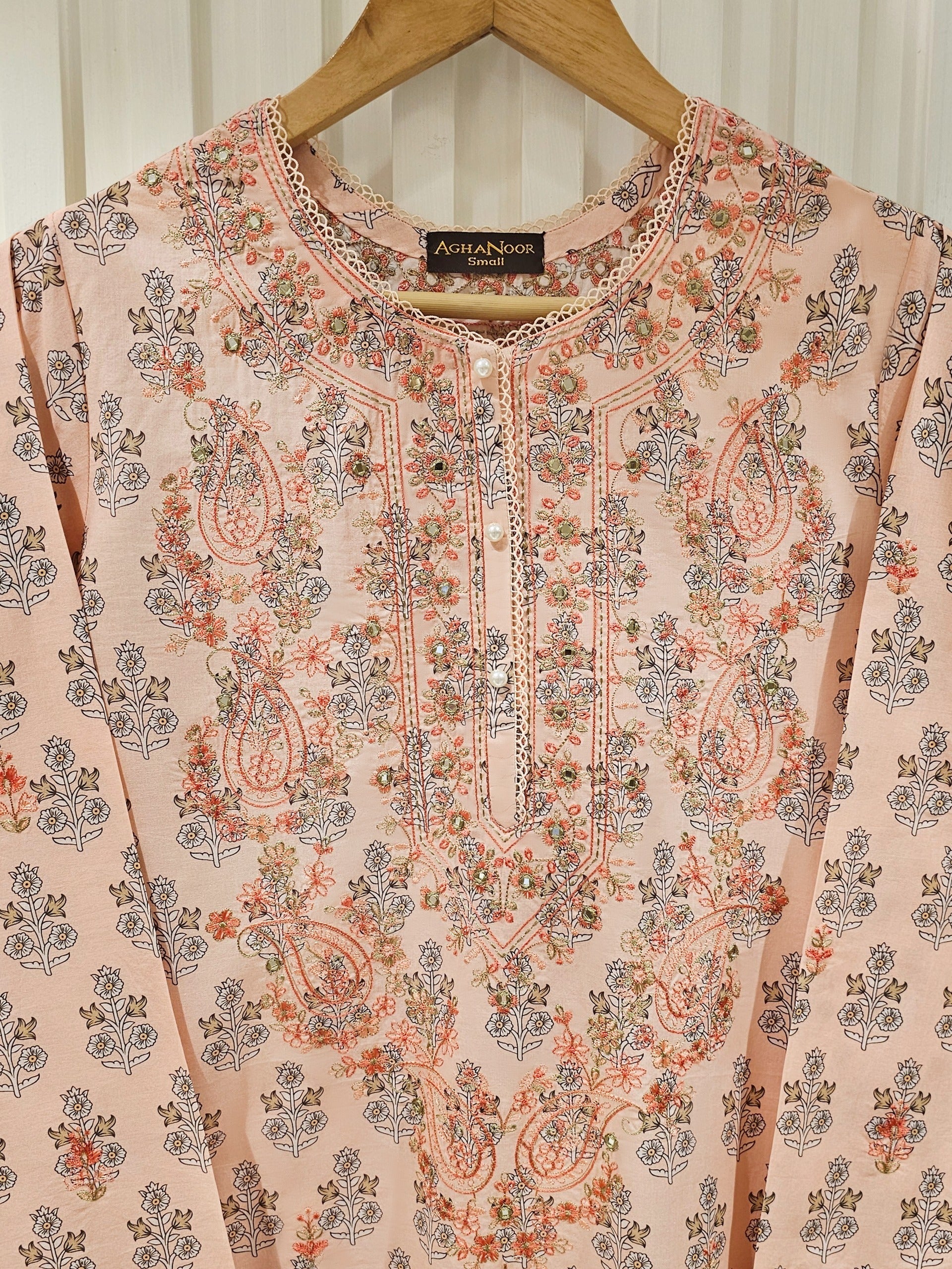 Digital Printed Lawn Suit - Image 3