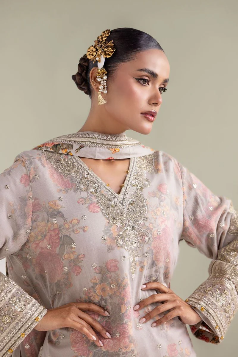 Embroidered | Chiffon Floral Zari 3-piece - Image 4