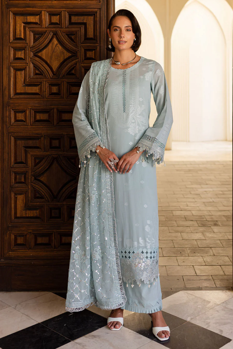 EMBROIDERED JACQUARD LAWN - Image 5