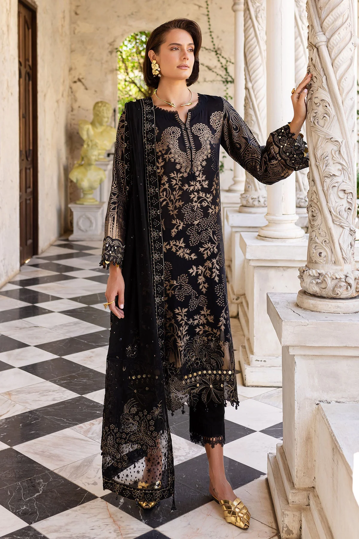 EMBROIDERED JACQUARD LAWN - Image 8