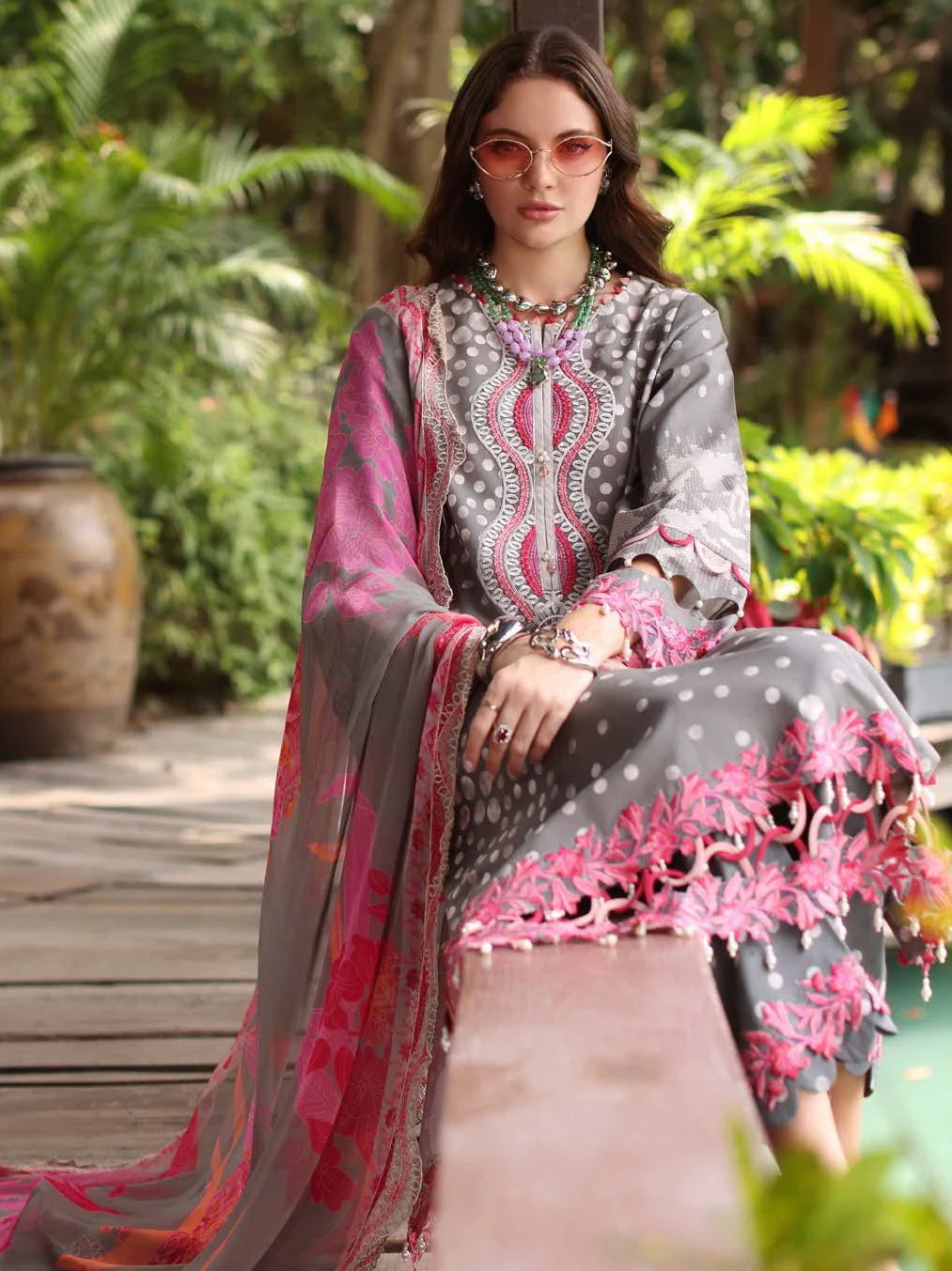 Embroidered Lawn Unstitched 3Pc Suit - Image 3