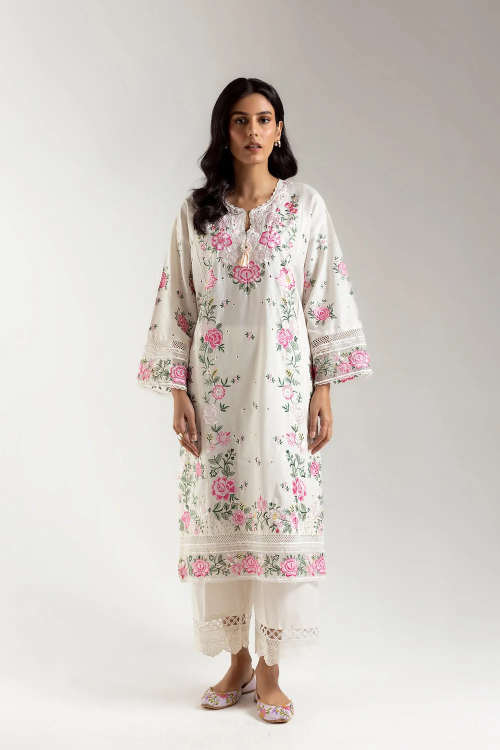 EMBROIDERED SUIT