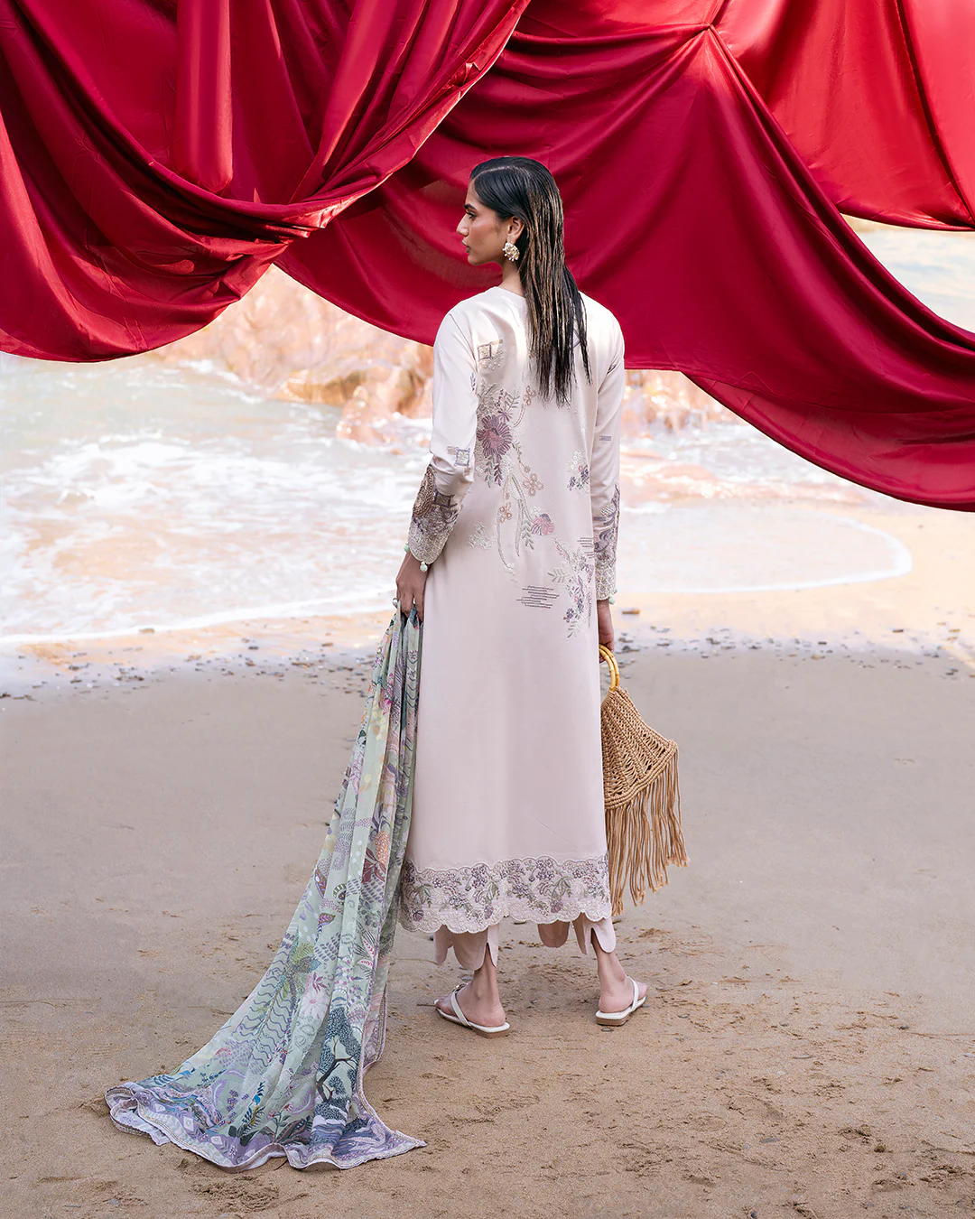 Festive Luxury Lawn - Image 2
