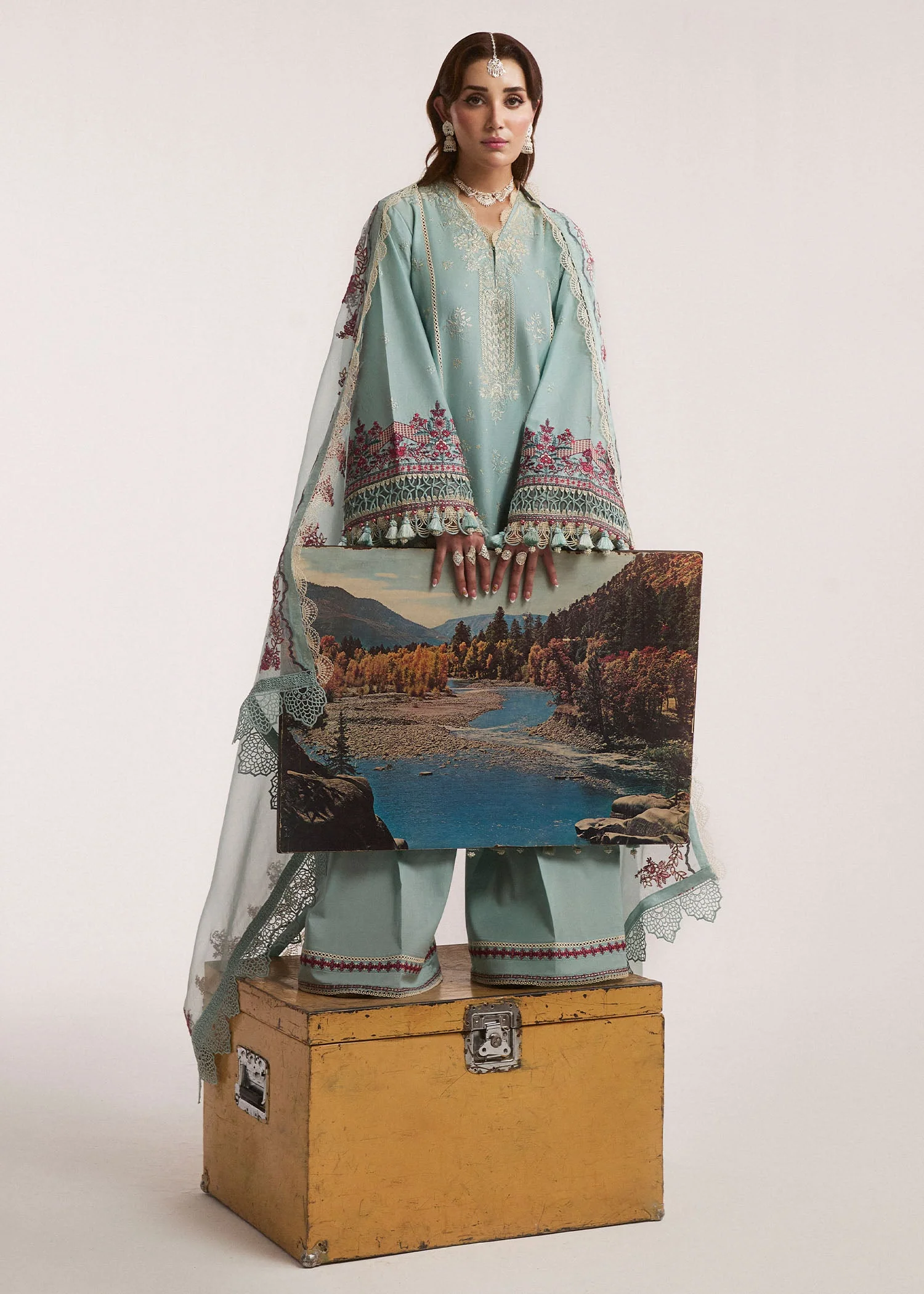 HUSSAIN REHAR LUXURY LAWN-Moraine - Image 8