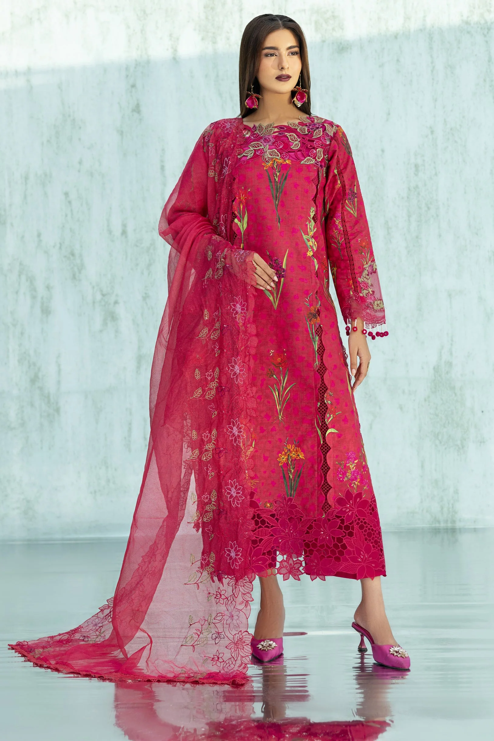 Ivy Bloom Lawn 3 PC