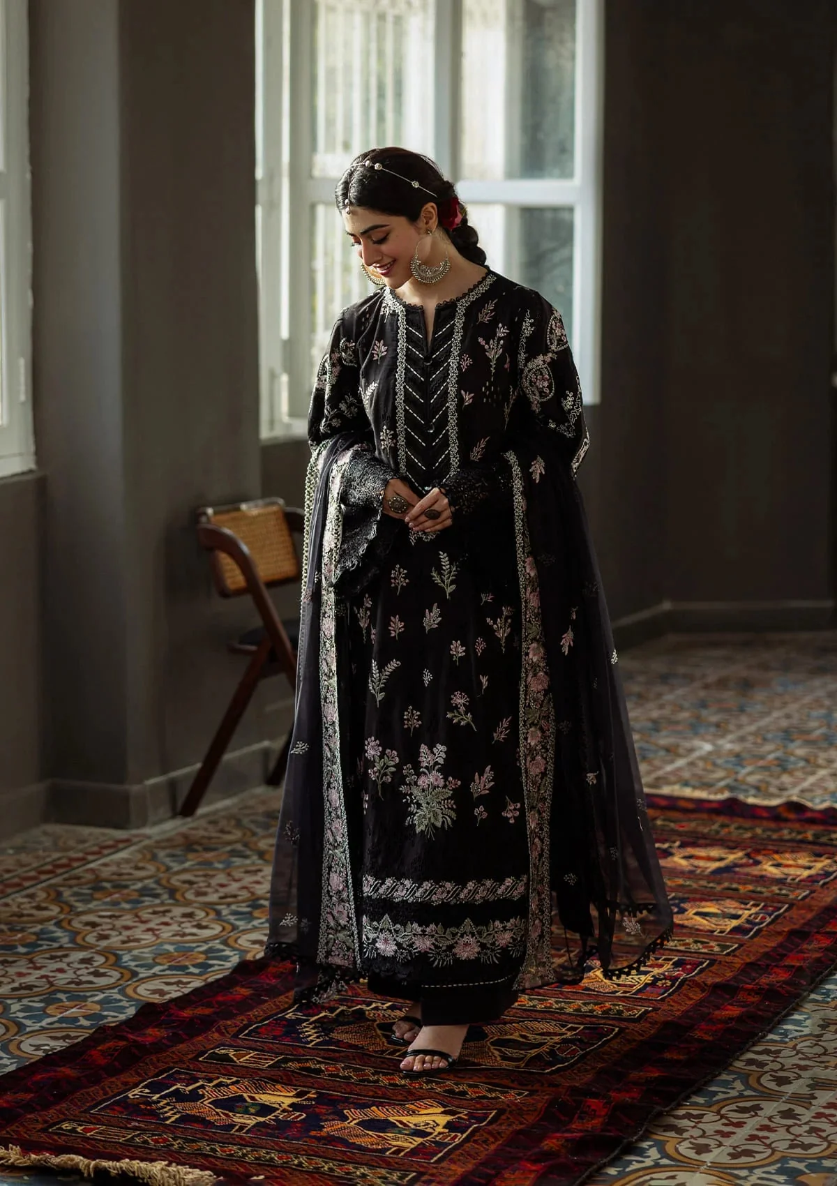 Karandi with Embroidered Chiffon - Image 6