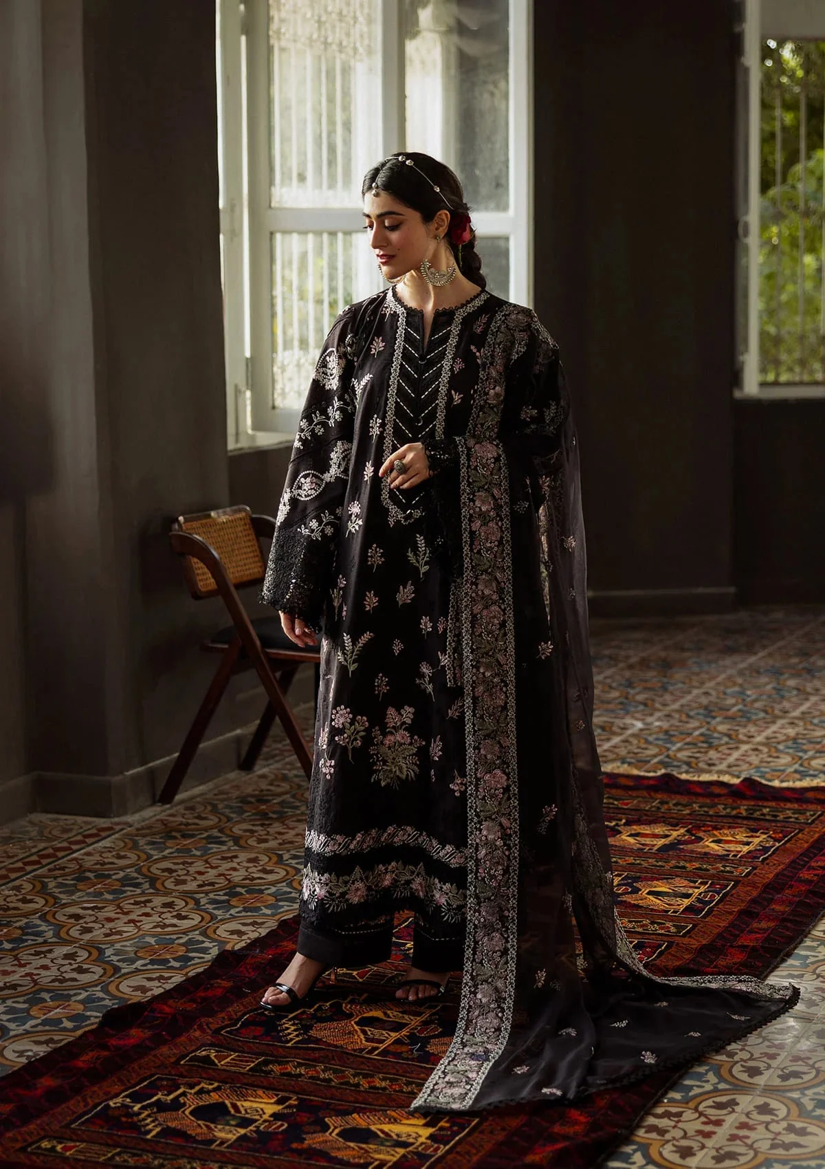 Karandi with Embroidered Chiffon - Image 7