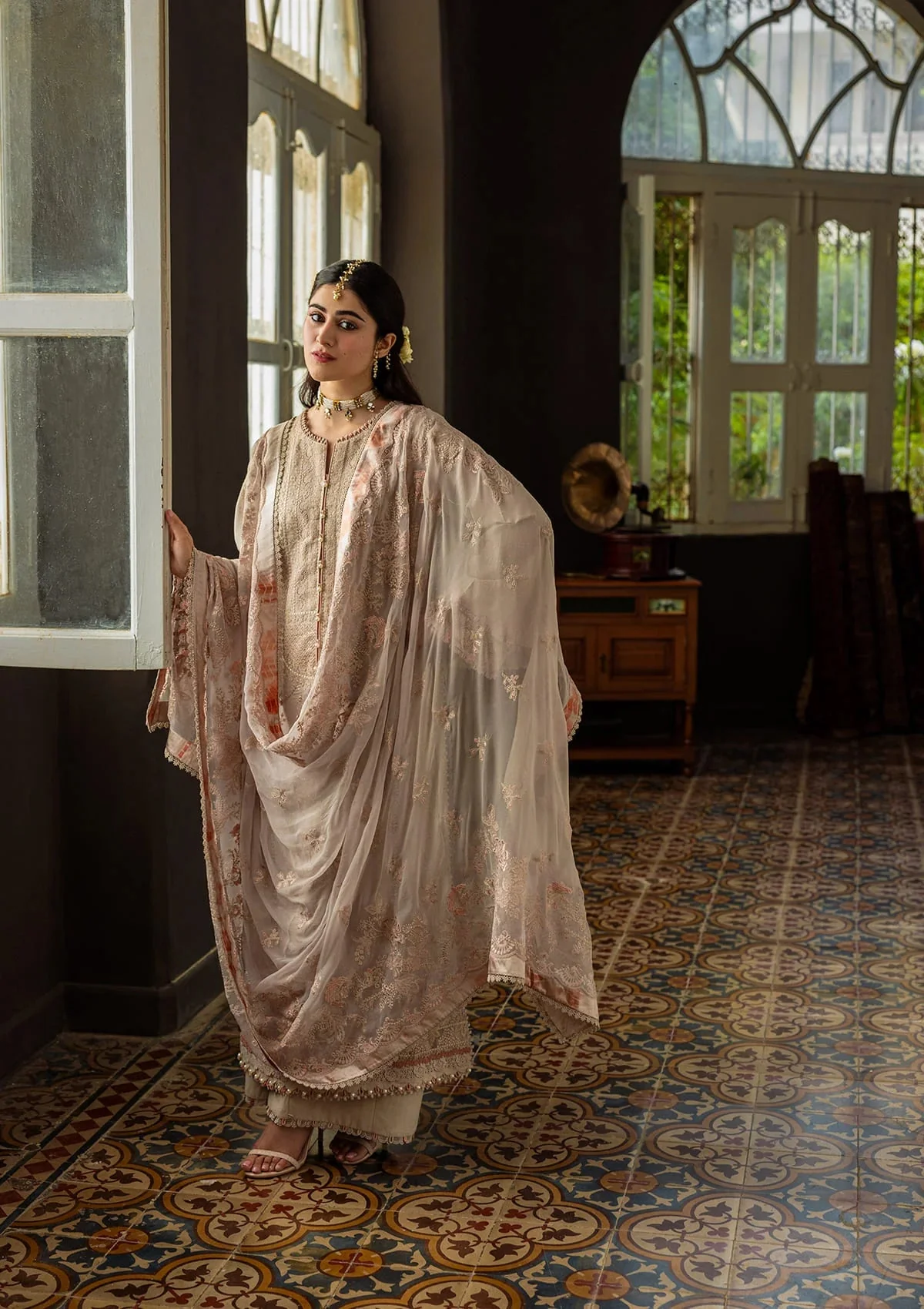 Karandi with Embroidered Chiffon - Image 6