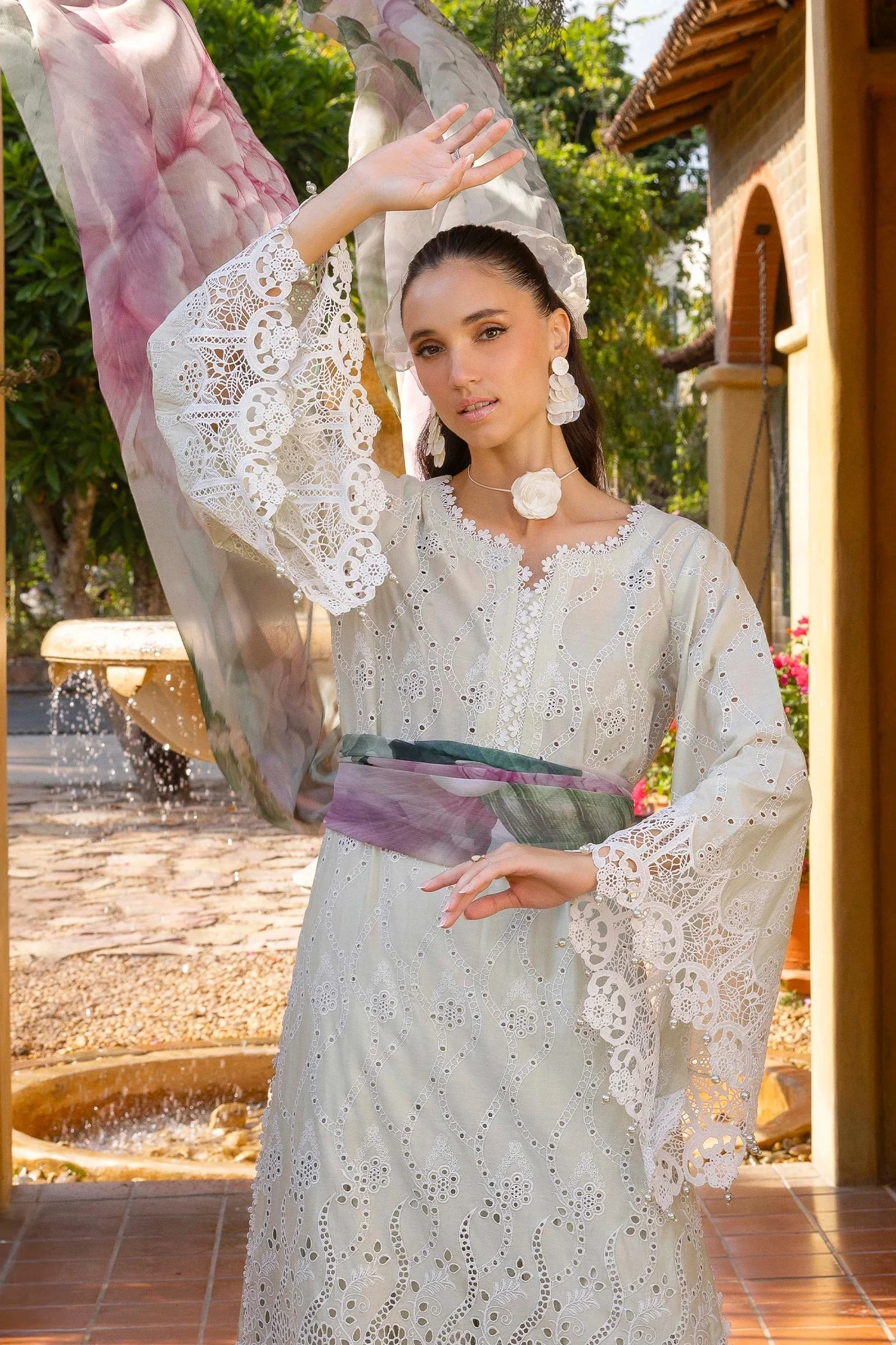 LASSERKARI-EID PETALS - Image 3