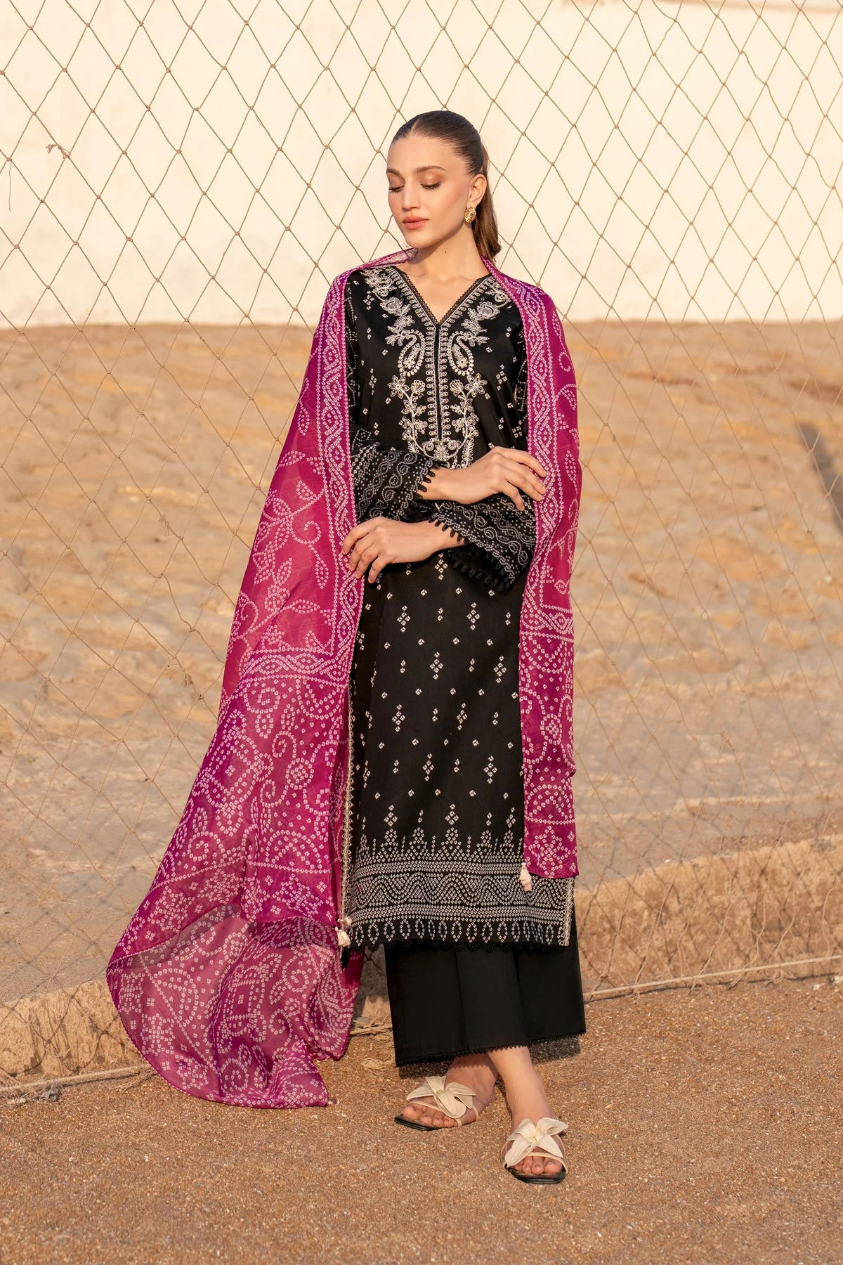 Luxury Lawn - Image 6