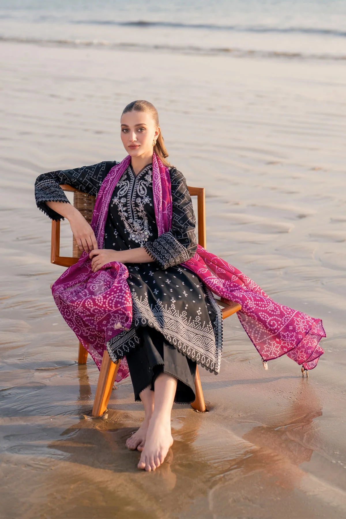 Luxury Lawn - Image 8