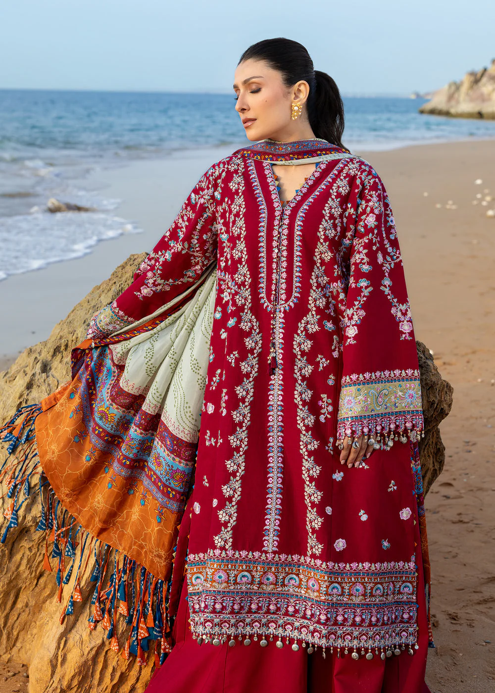 Luxury Lawn - Image 3