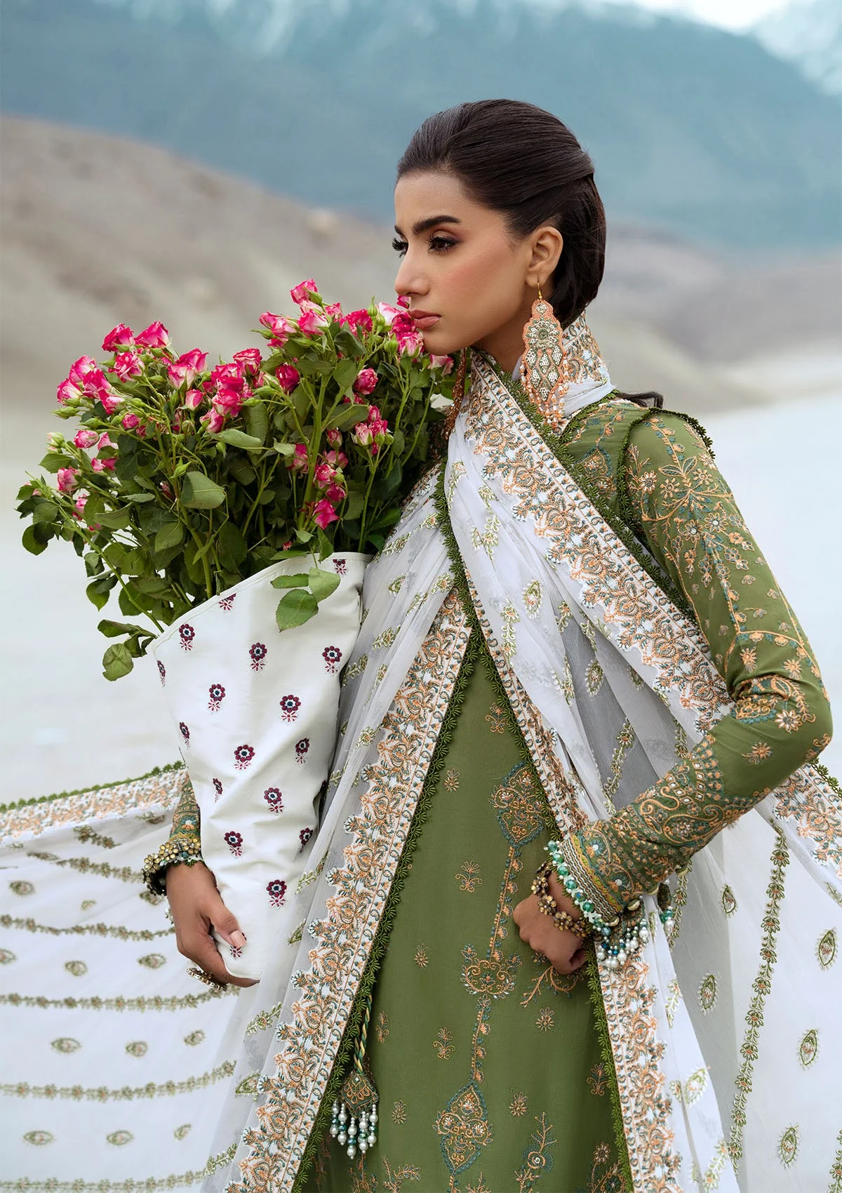 Luxury Lawn Collection - Image 3