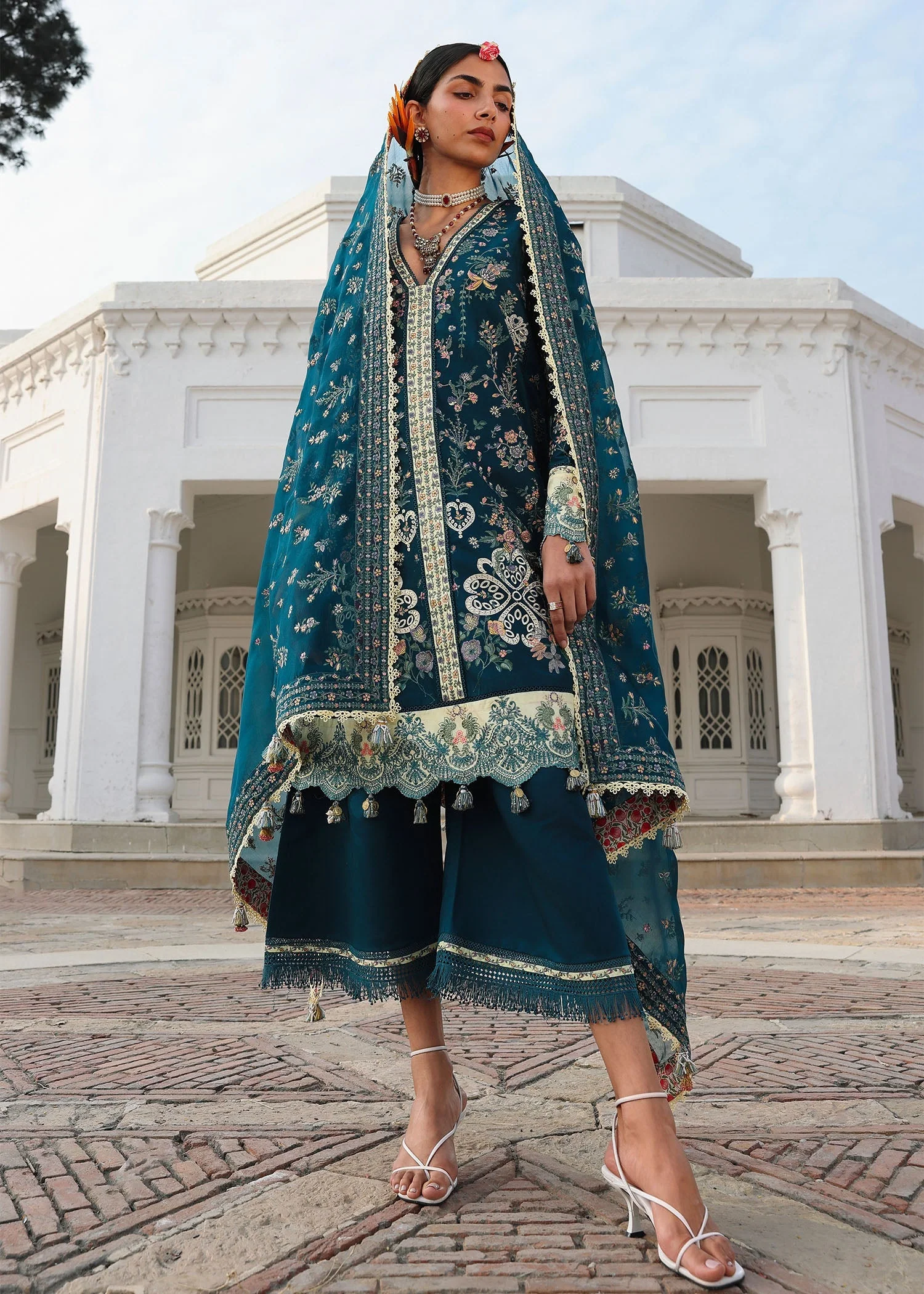 Luxury Lawn Edit - Image 7