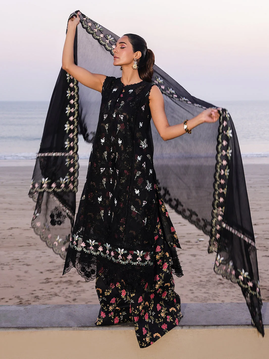 Marine Luxury Lawn - Image 6