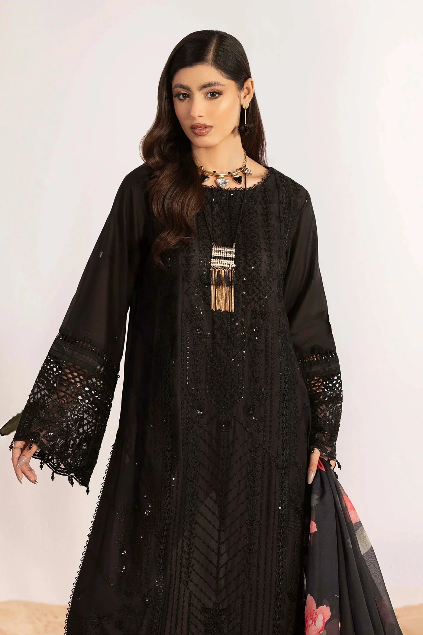 MASAKALI Embroidered Lawn - Image 3