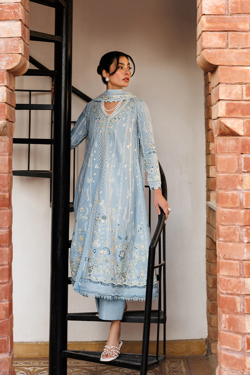 Mirabelle Festive Luxury Lawn - Image 5