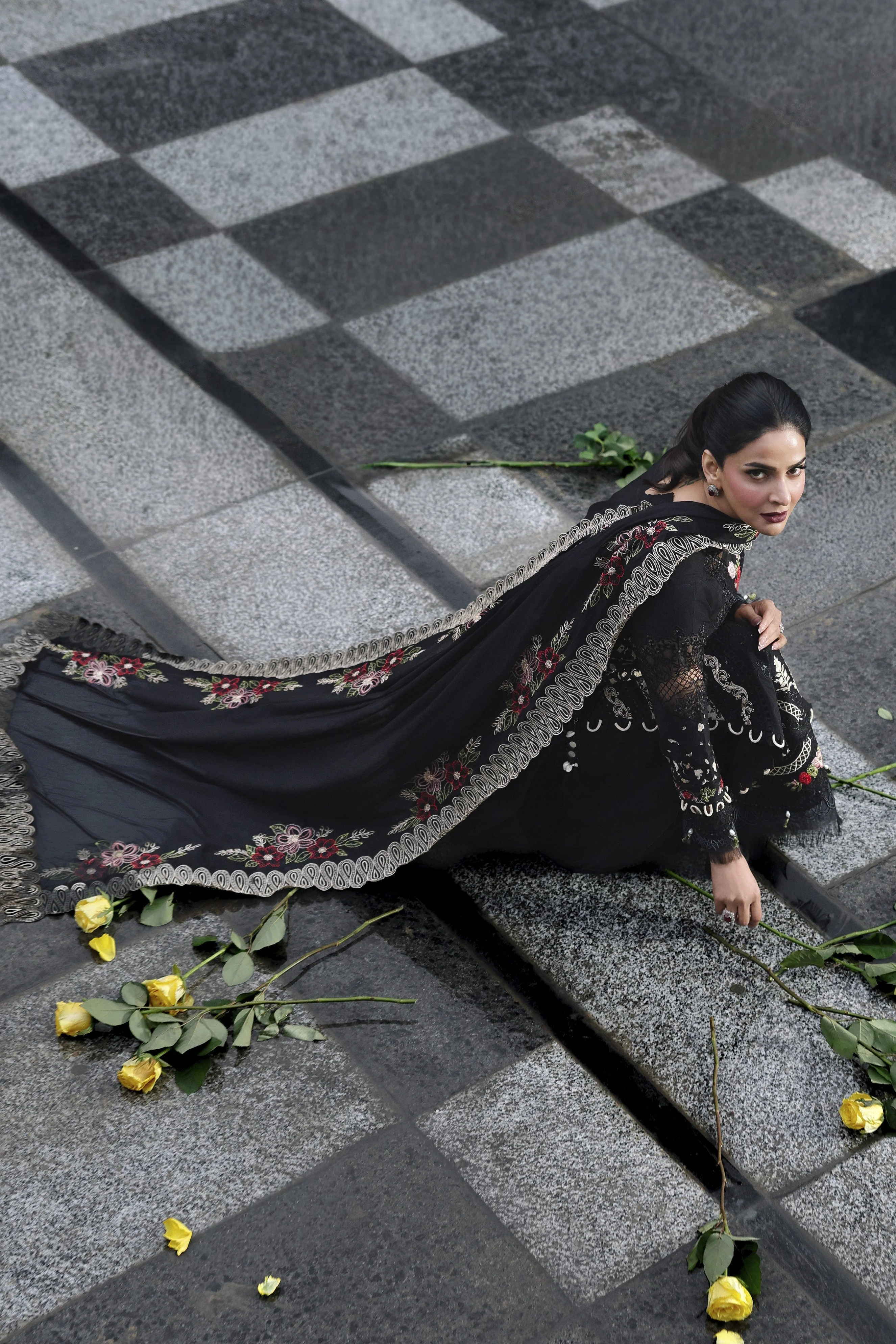 Monaco Luxury Lawn - Image 10