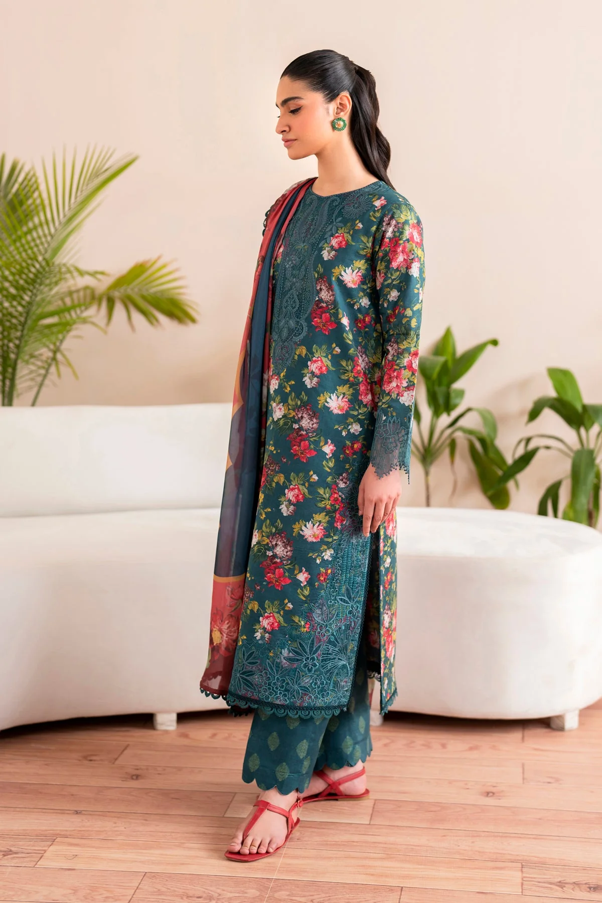 PRINTED CHIKANKARI LAWN - Image 2