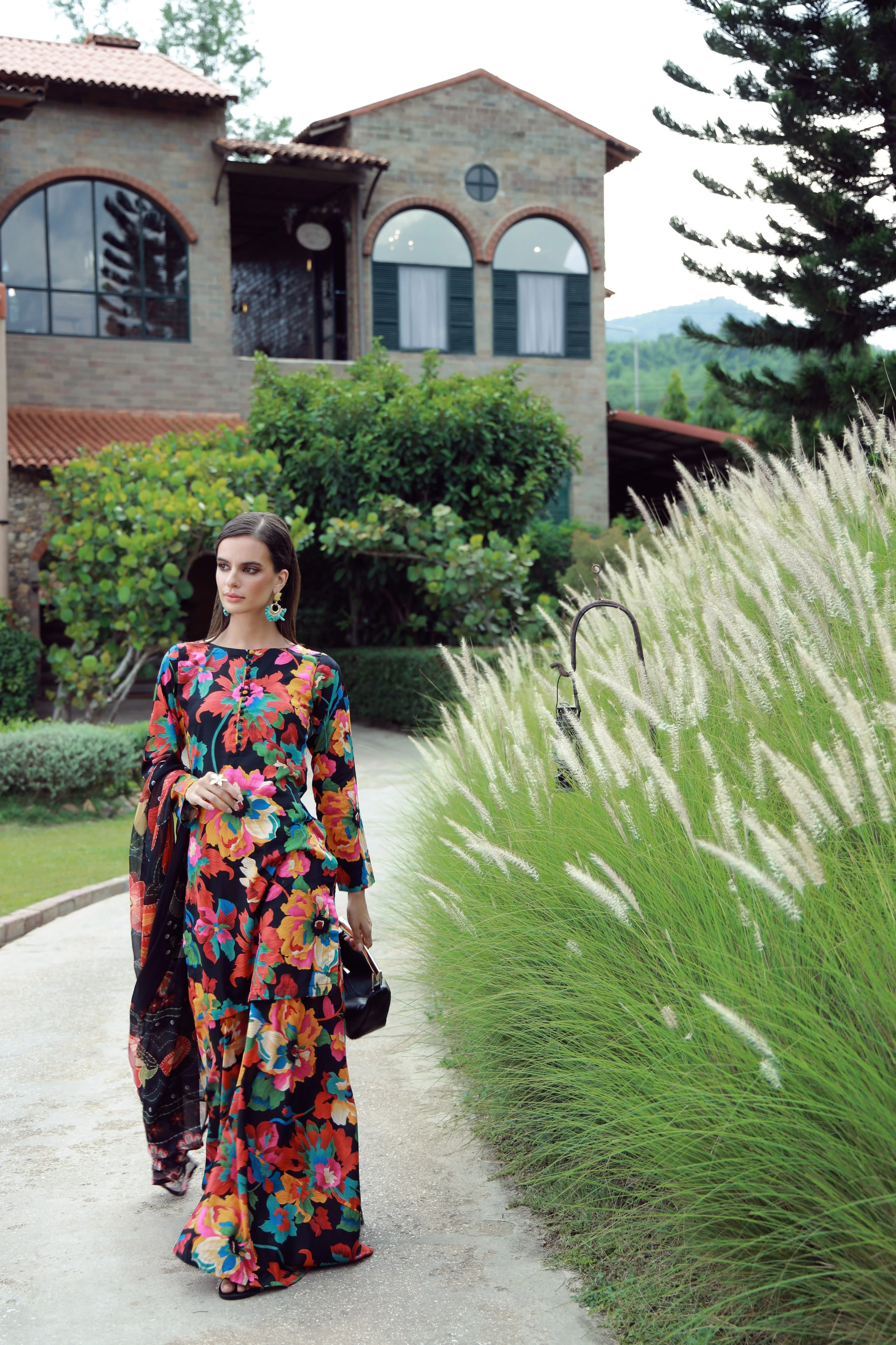 PRINTED Premium Lawn - Image 4