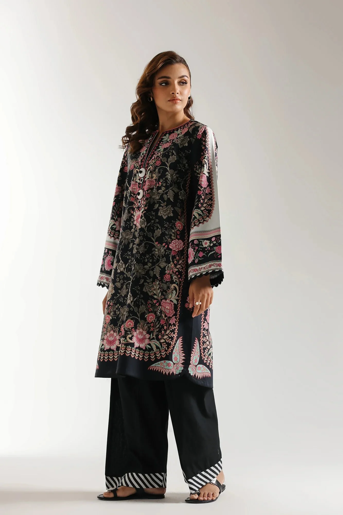 PRINTED SUIT - Image 3