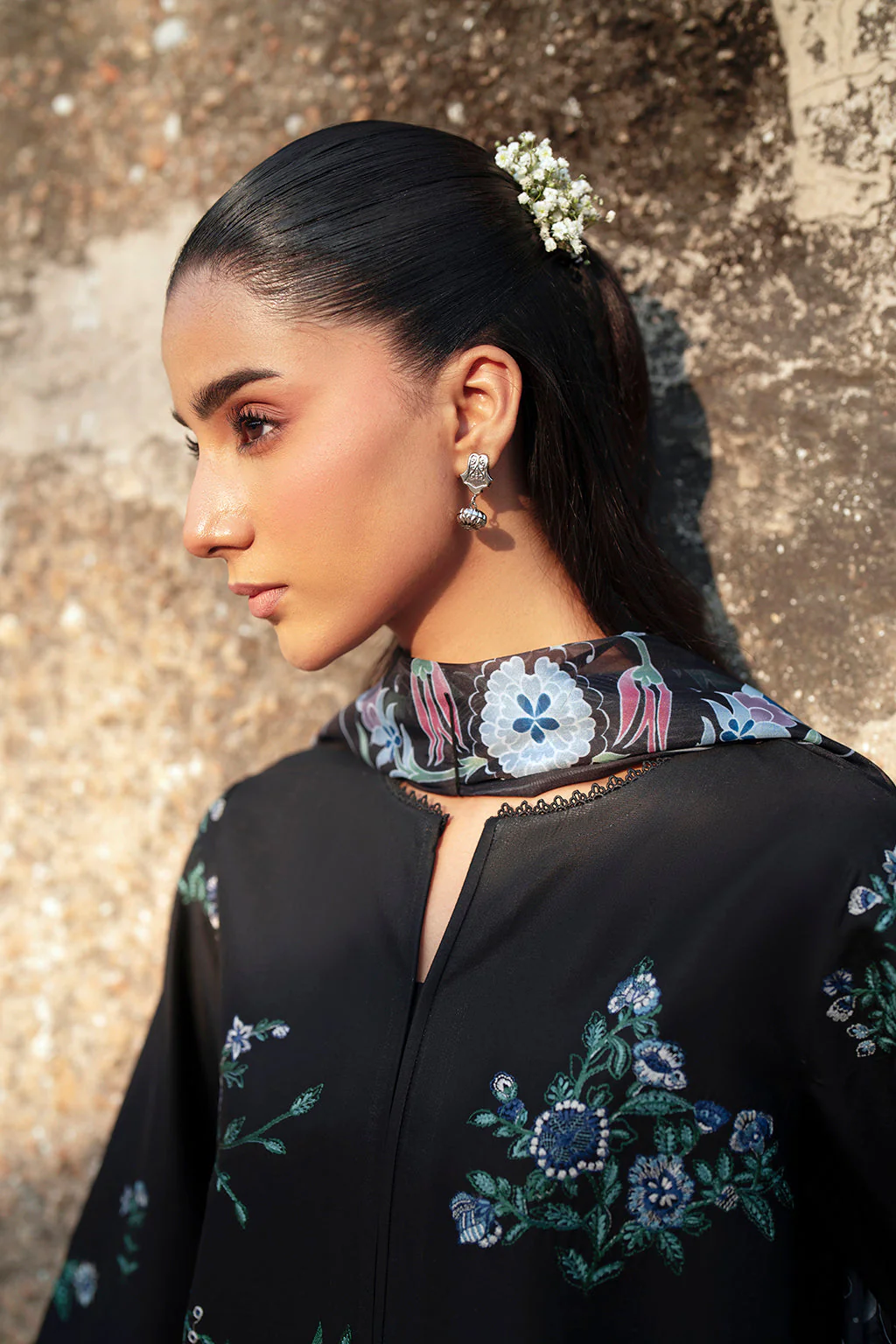 Rumi Summer Lawn - Image 5