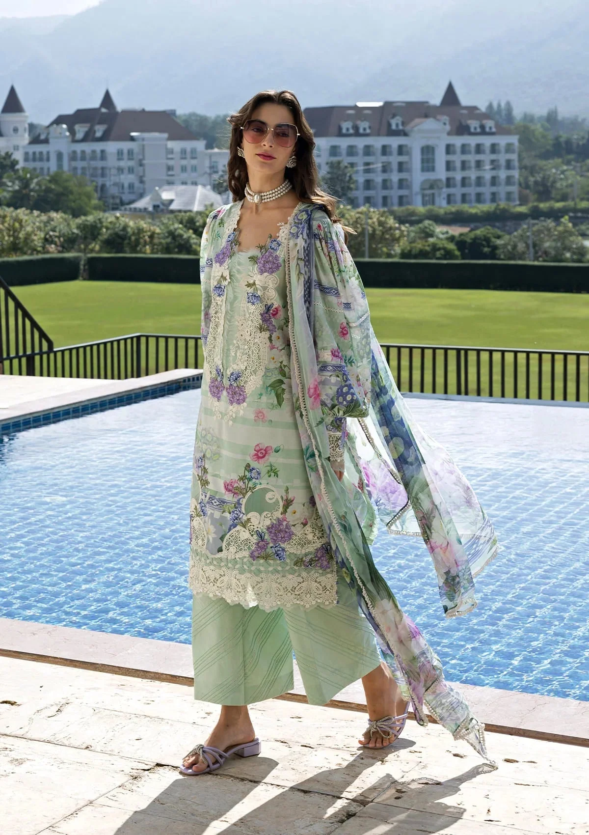 SIGNATURE - EMBROIDERED PRINTS COLLECTION