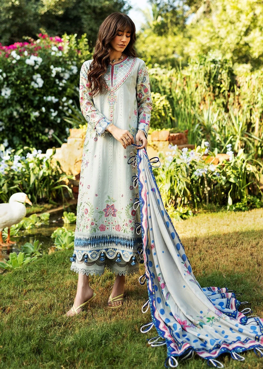 Sirra Luxury Lawn - Image 5