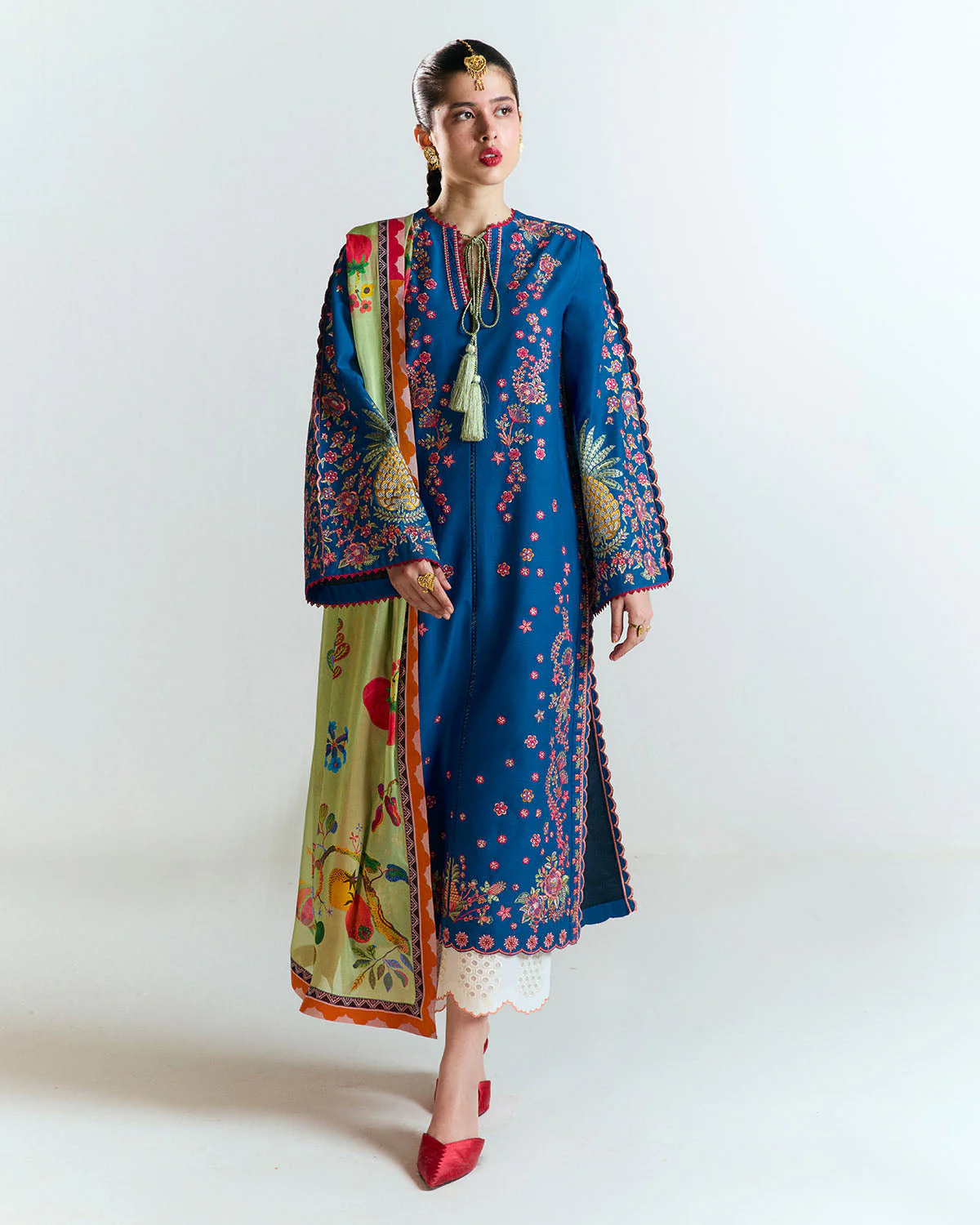 Spring Summer Collections - Image 3