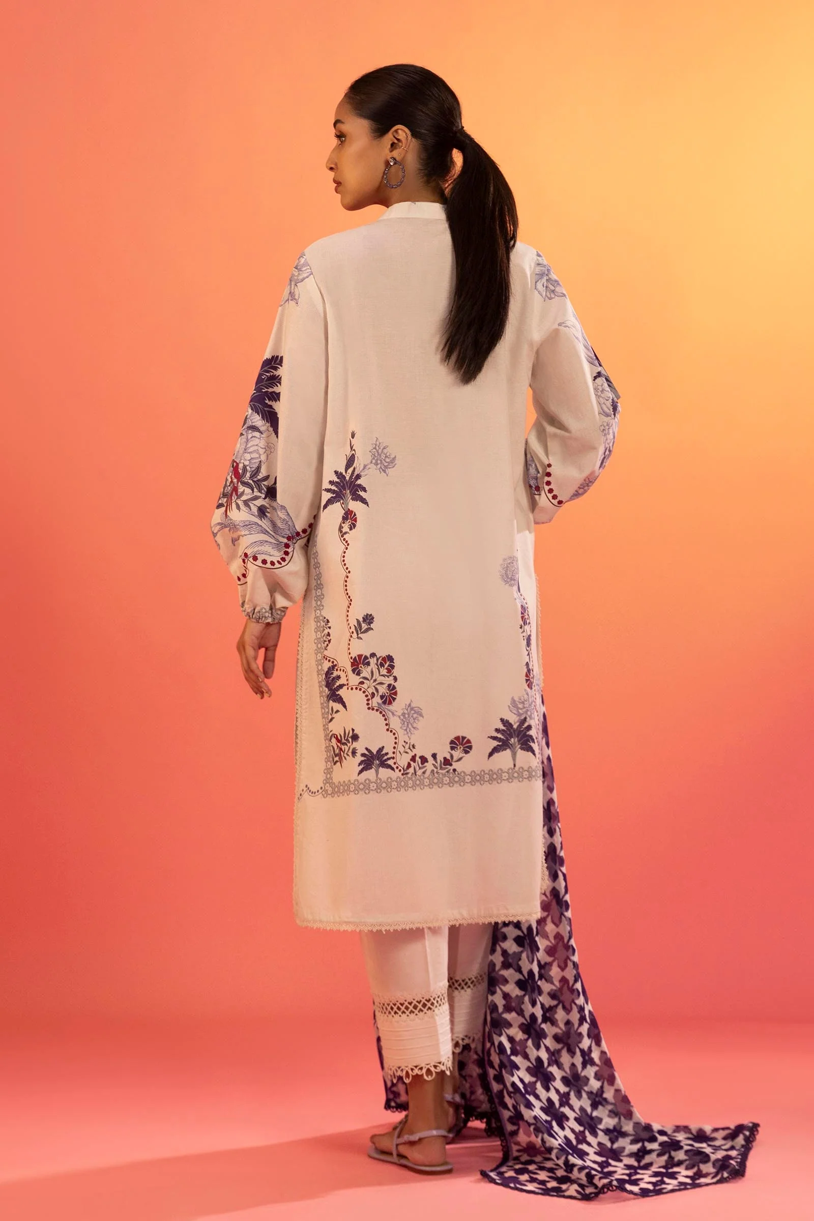 Unstitched Lawn 2 Piece Suit - Image 2