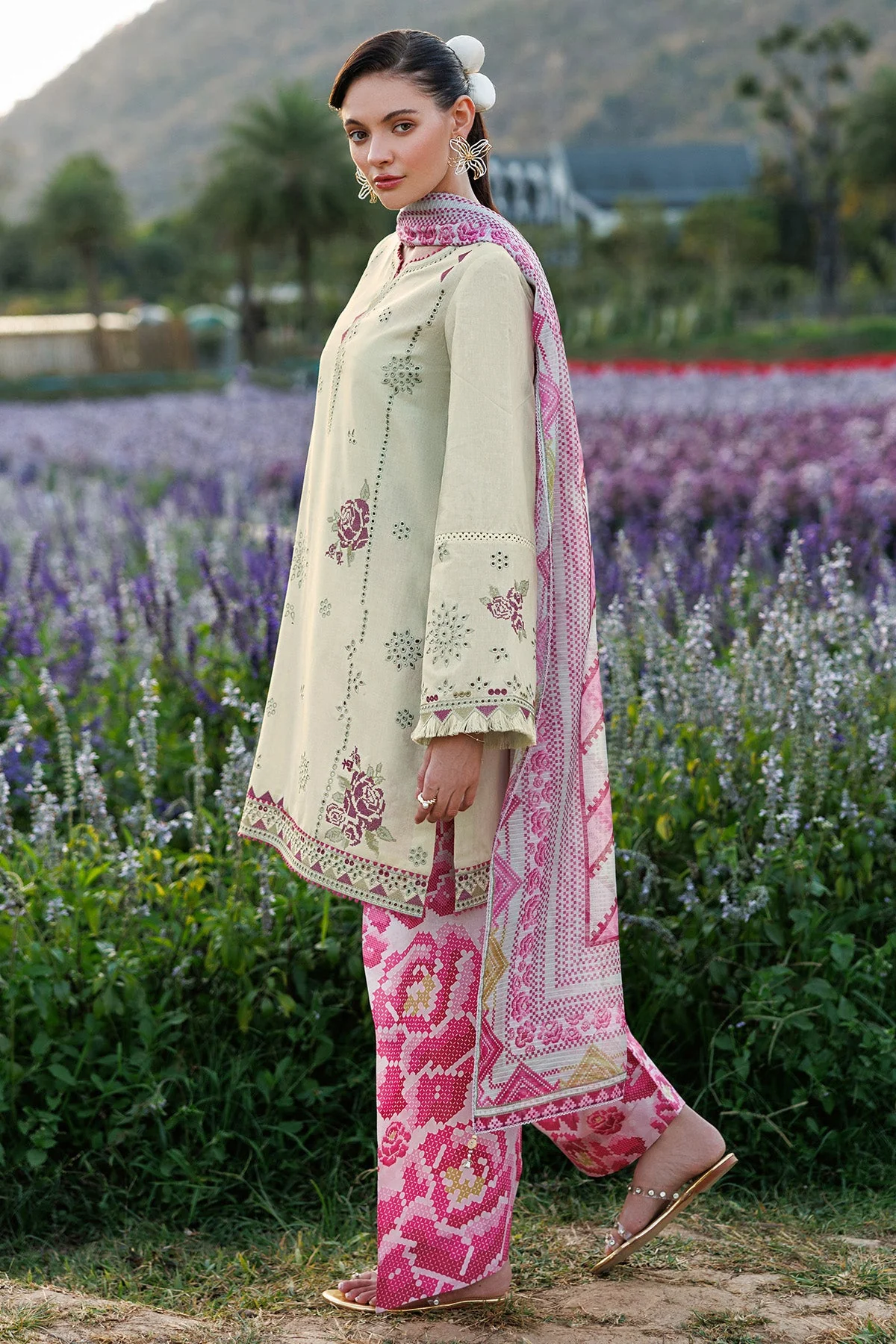 Unstitched Summer EMBROIDERED LAWN - Image 3