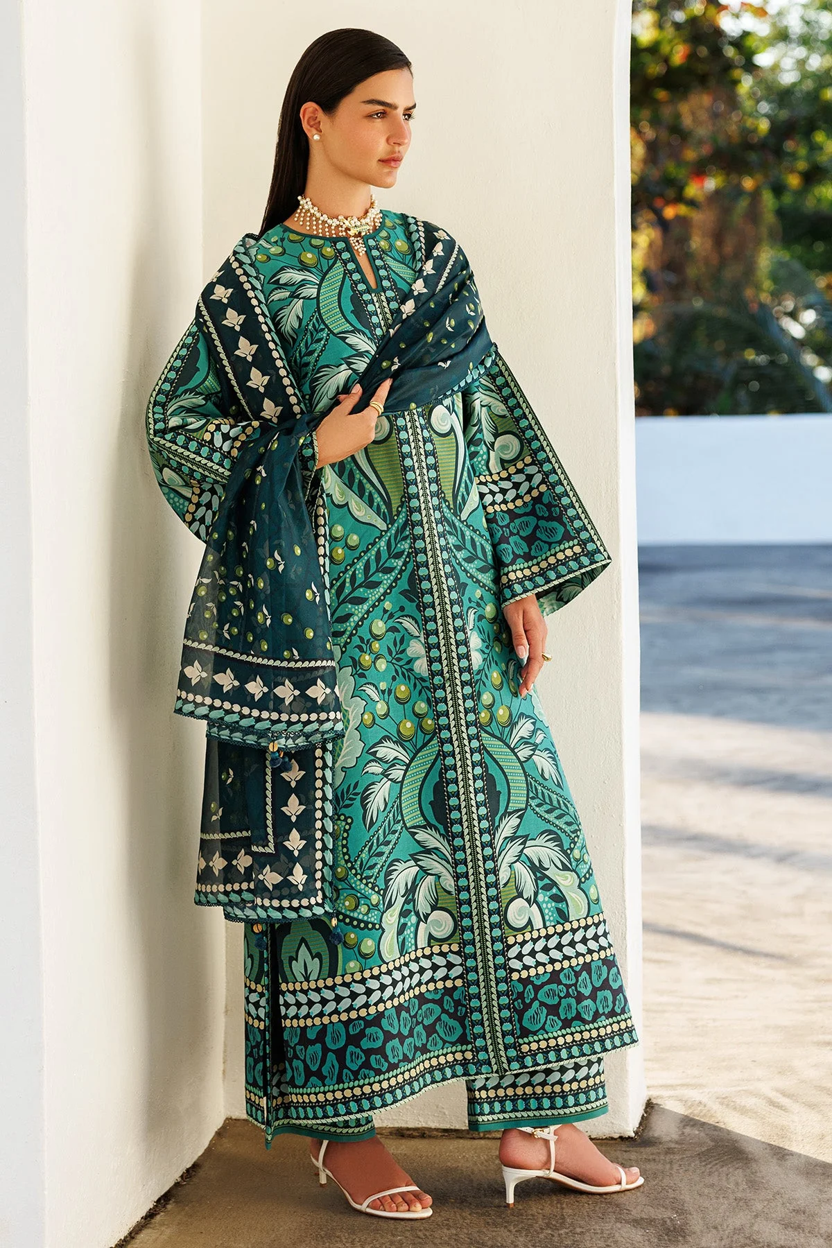 Unstitched Summer EMBROIDERED LAWN - Image 5
