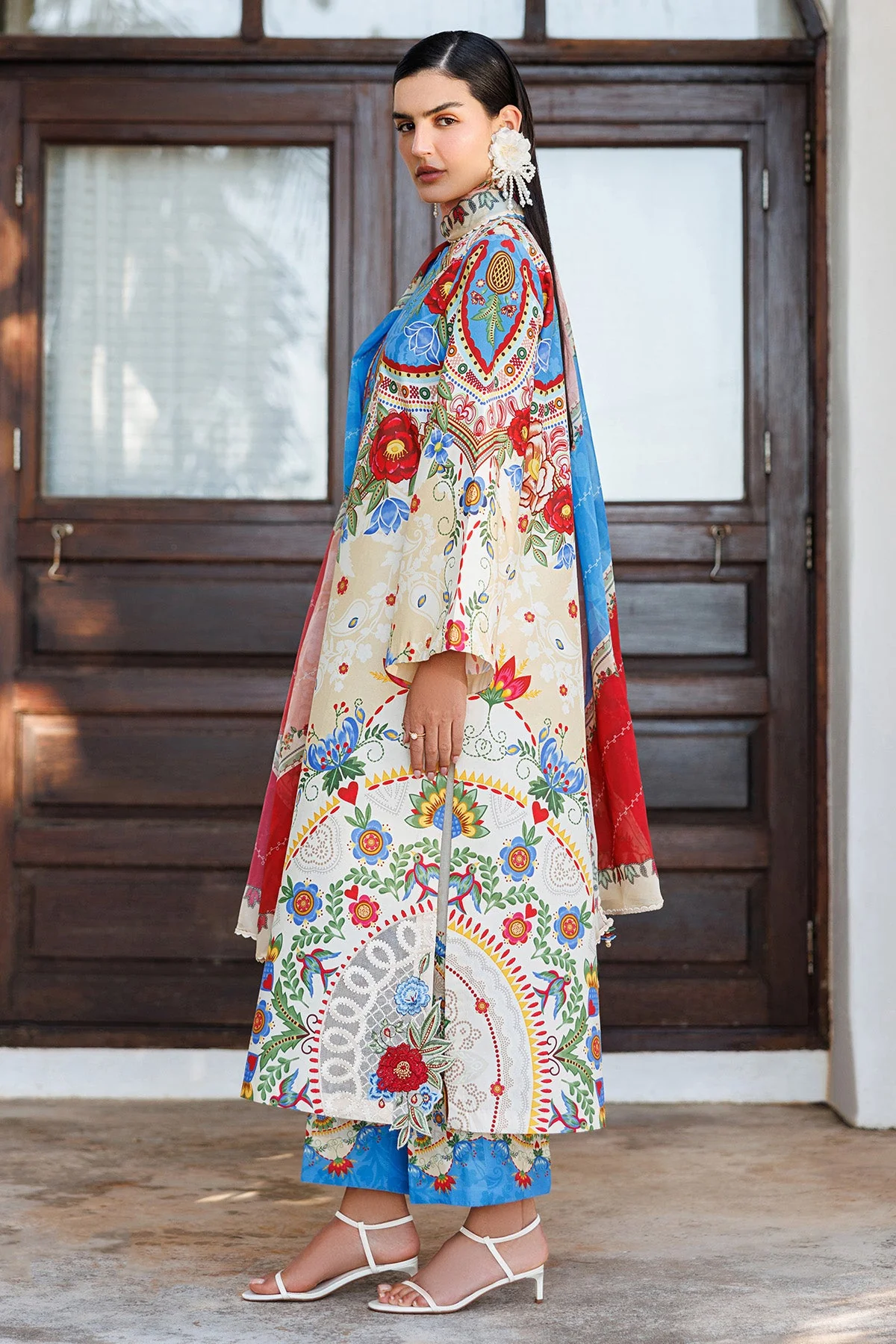 Unstitched Summer EMBROIDERED LAWN - Image 4