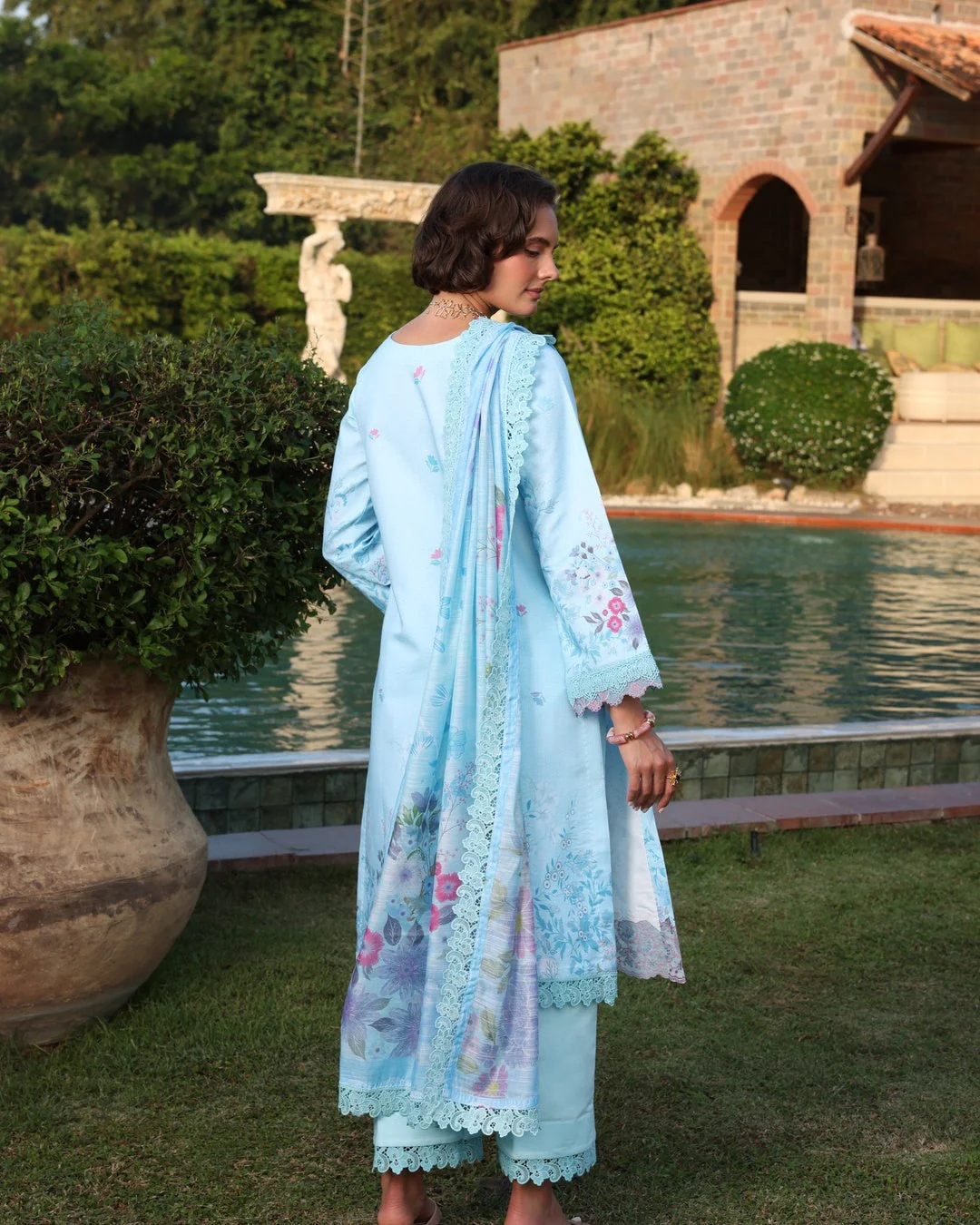 Weave & Wonder Lawn - Image 4