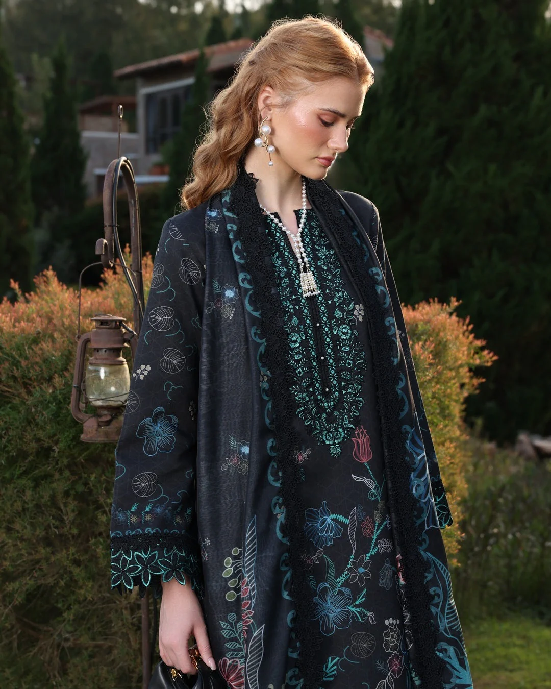 Weave & Wonder Lawn - Image 5