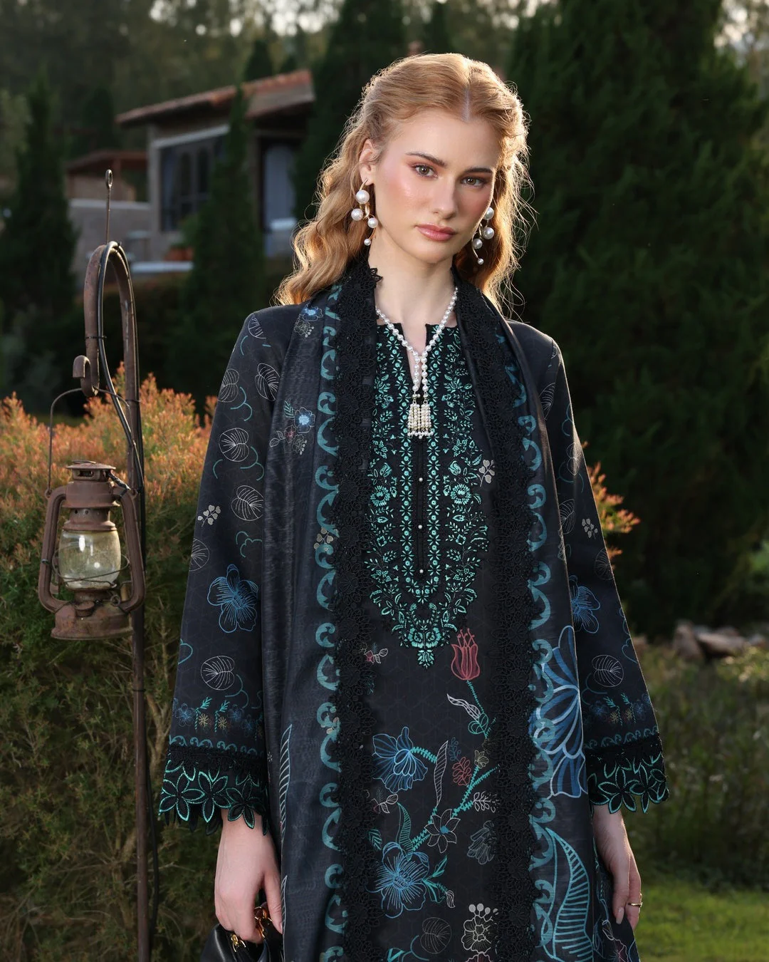 Weave & Wonder Lawn - Image 6