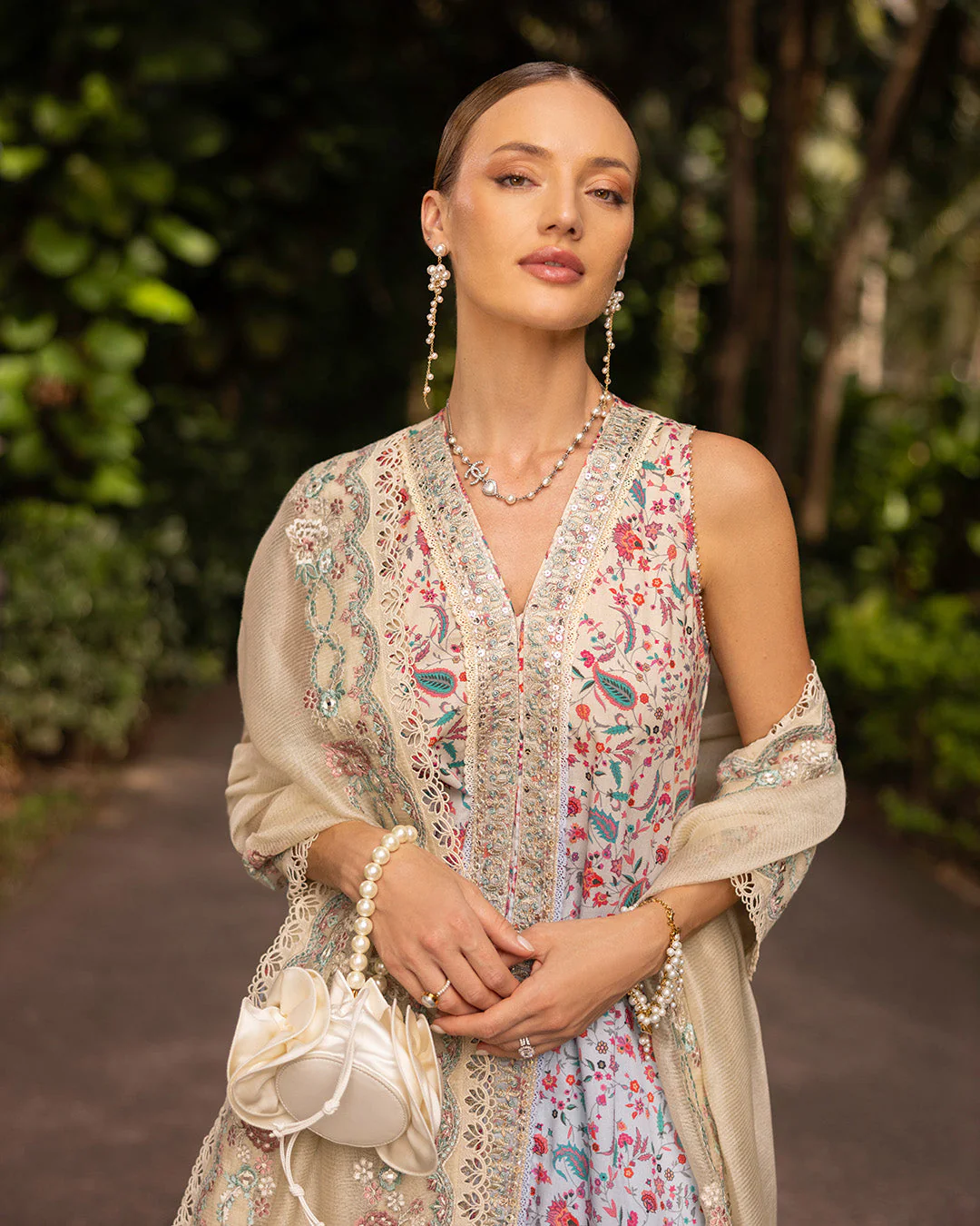 Zinnia Embroidered  Lawn - Image 3